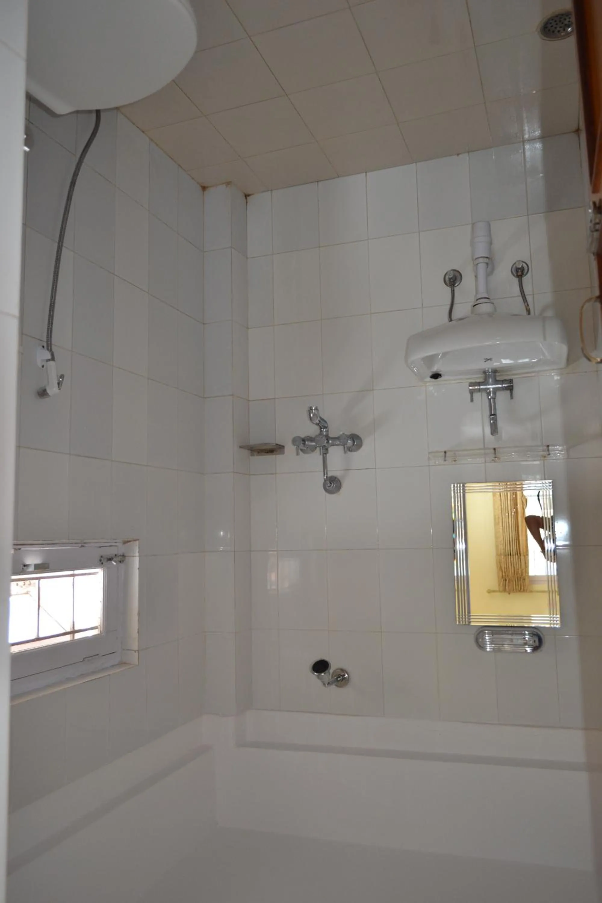 Standard Double or Twin Room - single occupancy in Hotel Global Inn