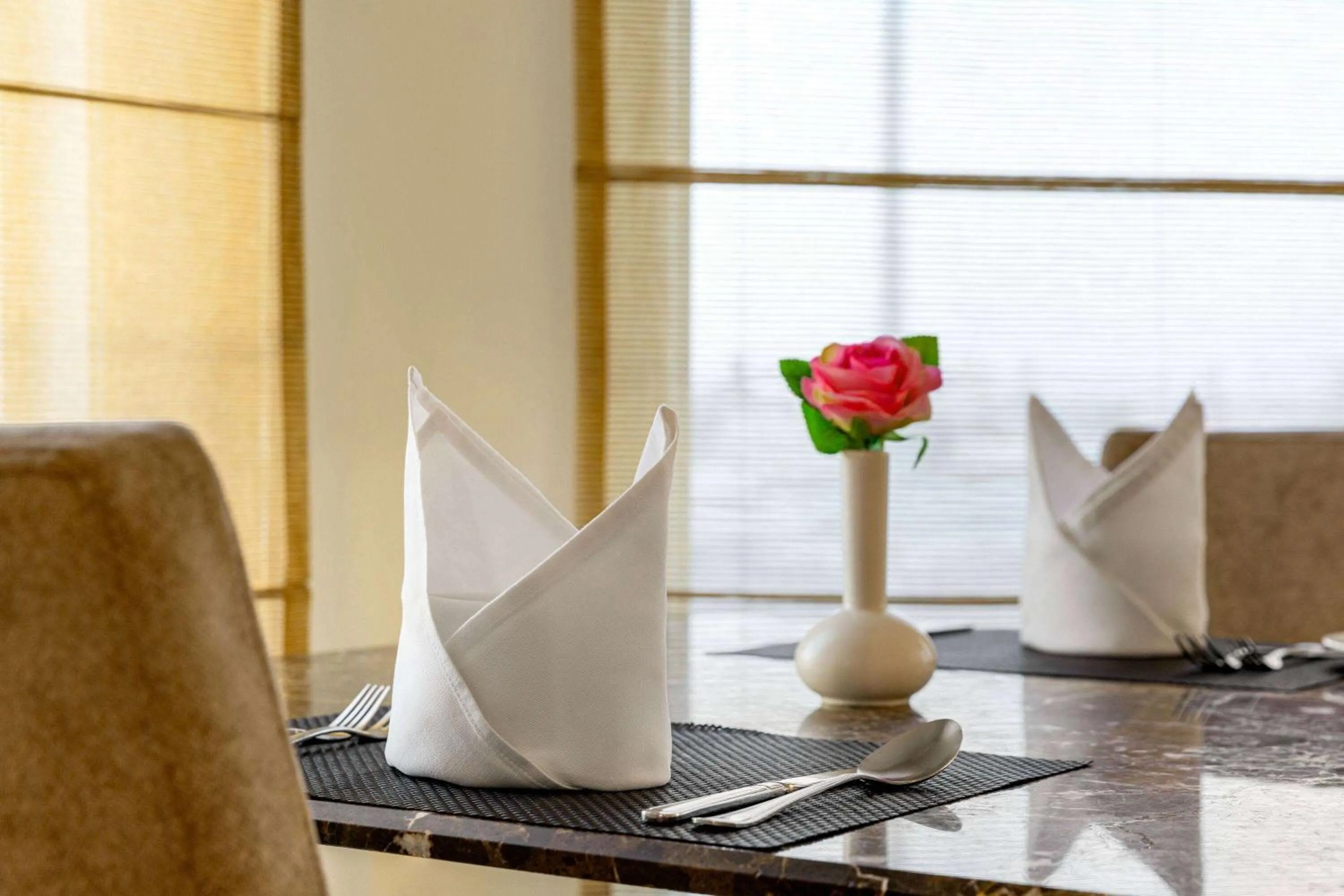 Restaurant/places to eat in Grand Regency Doha, Trademark Collection by Wyndham