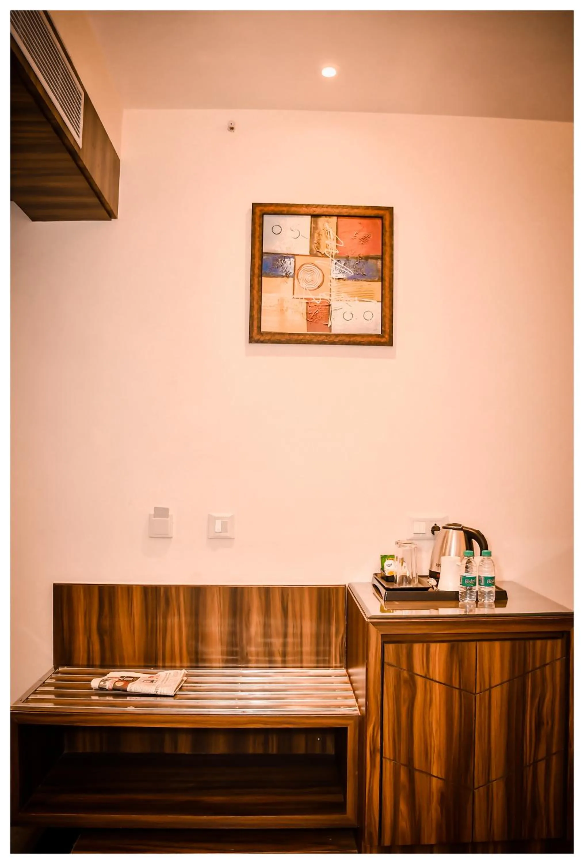 Coffee/tea facilities in THE DOWNTOWN