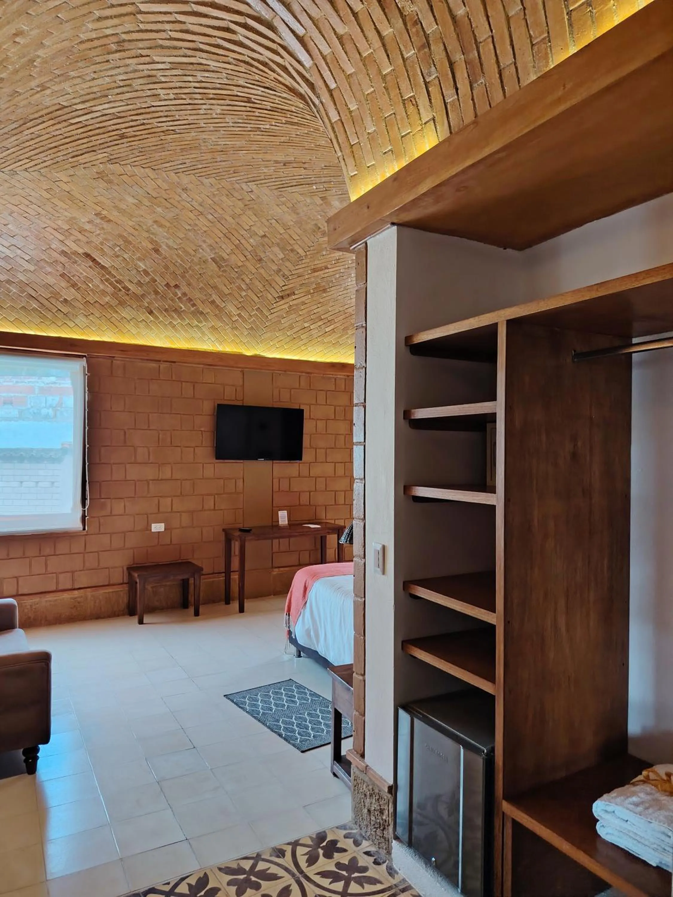 TV and multimedia in La Alhambra Hotel Boutique