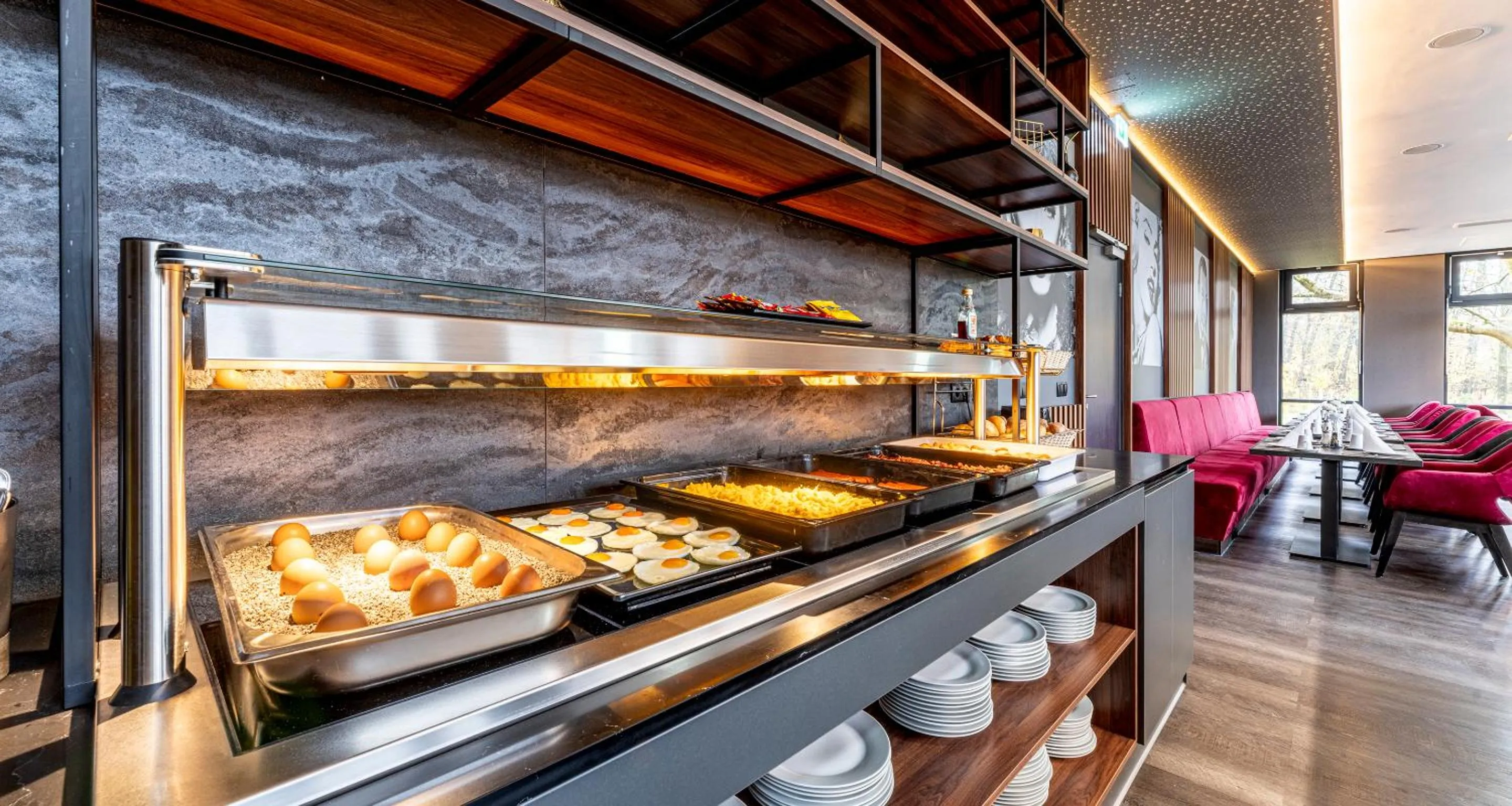 Buffet breakfast in PLAZA INN Mühldorf