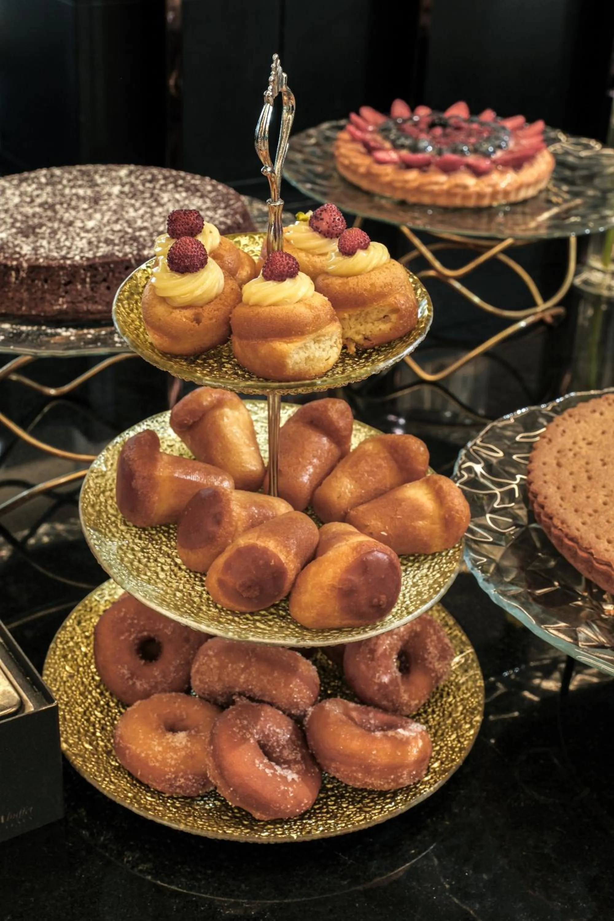 Breakfast in Hotel & Resort Tre Fontane Luxury