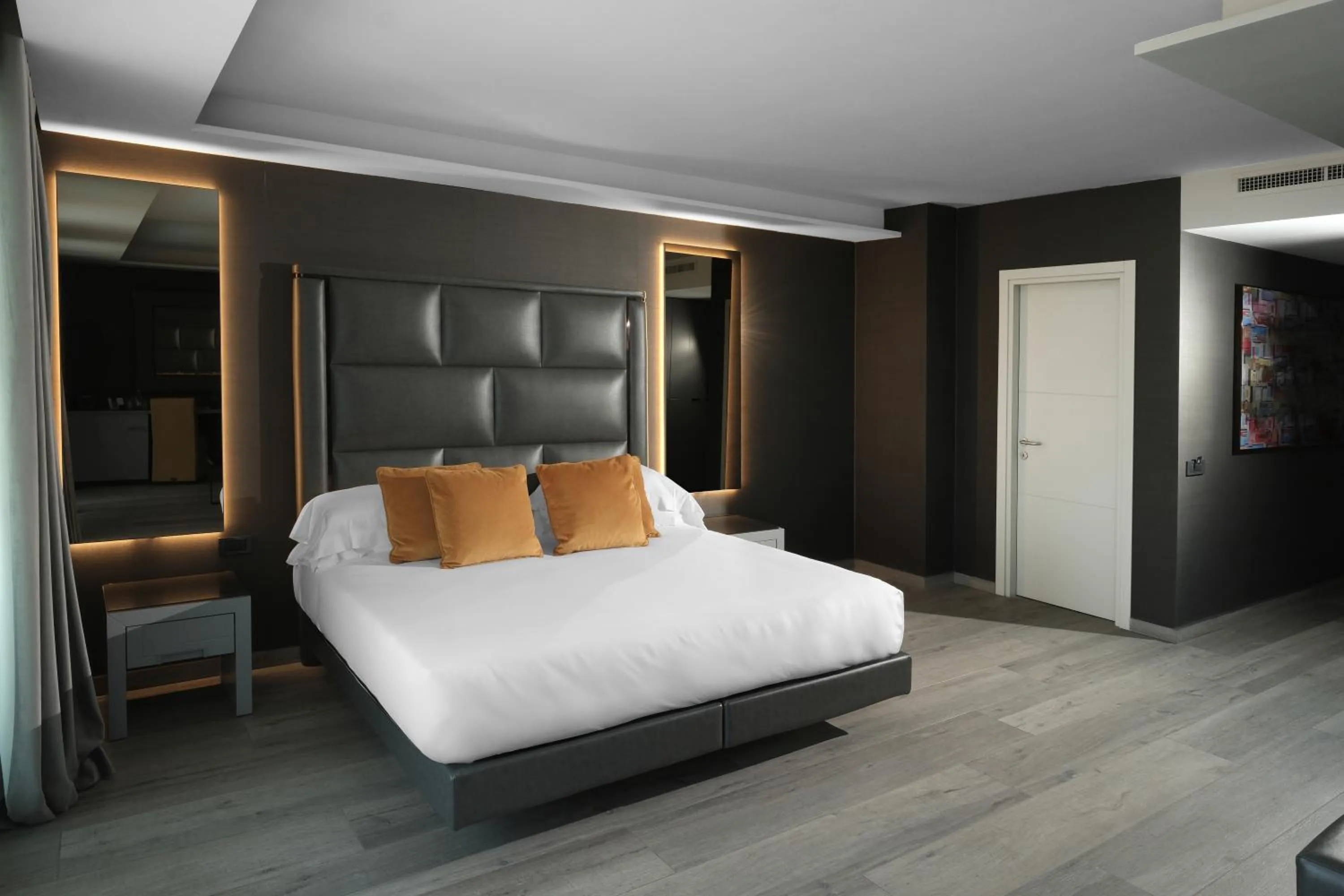 Bed in Hotel & Resort Tre Fontane Luxury