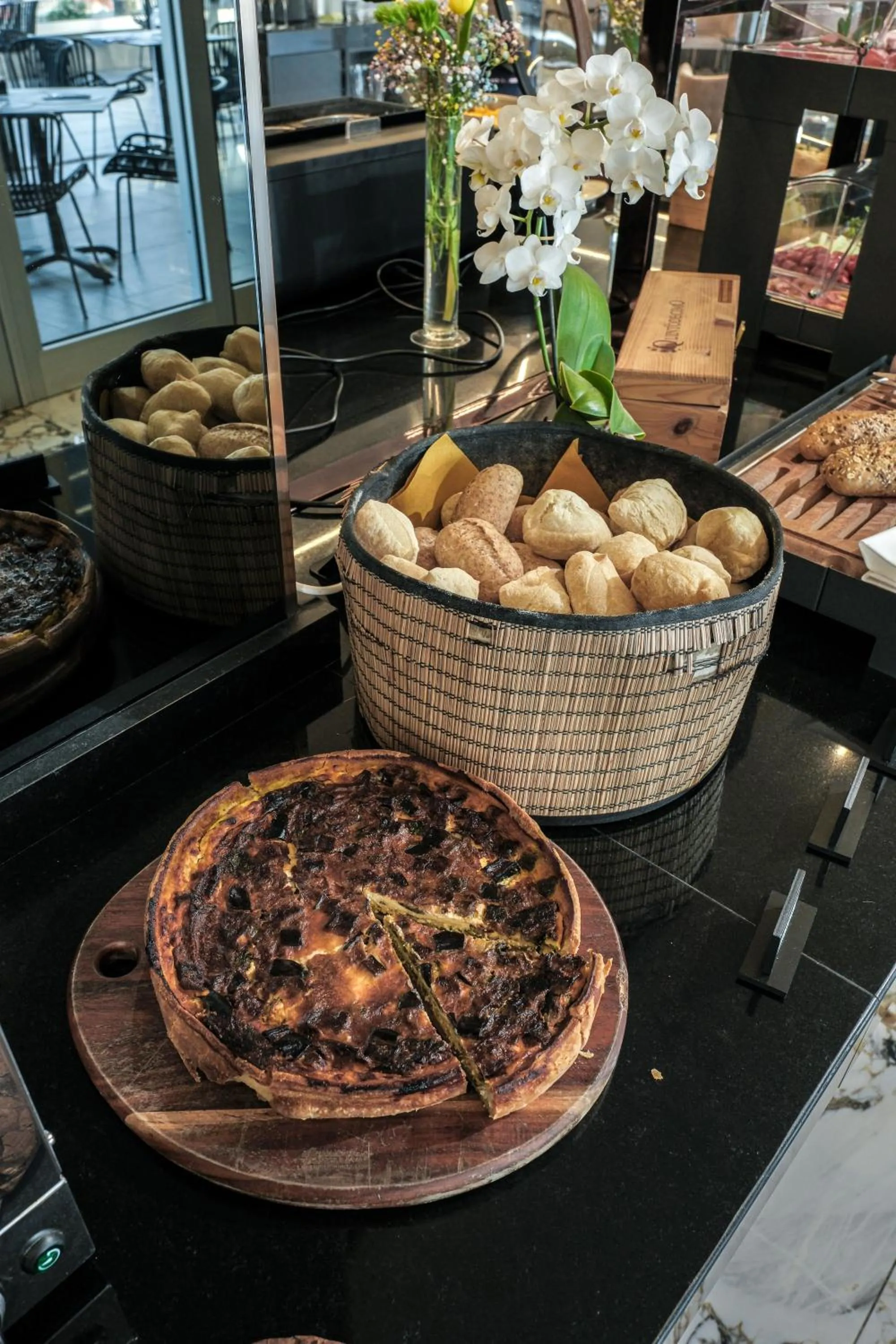 Breakfast in Hotel & Resort Tre Fontane Luxury