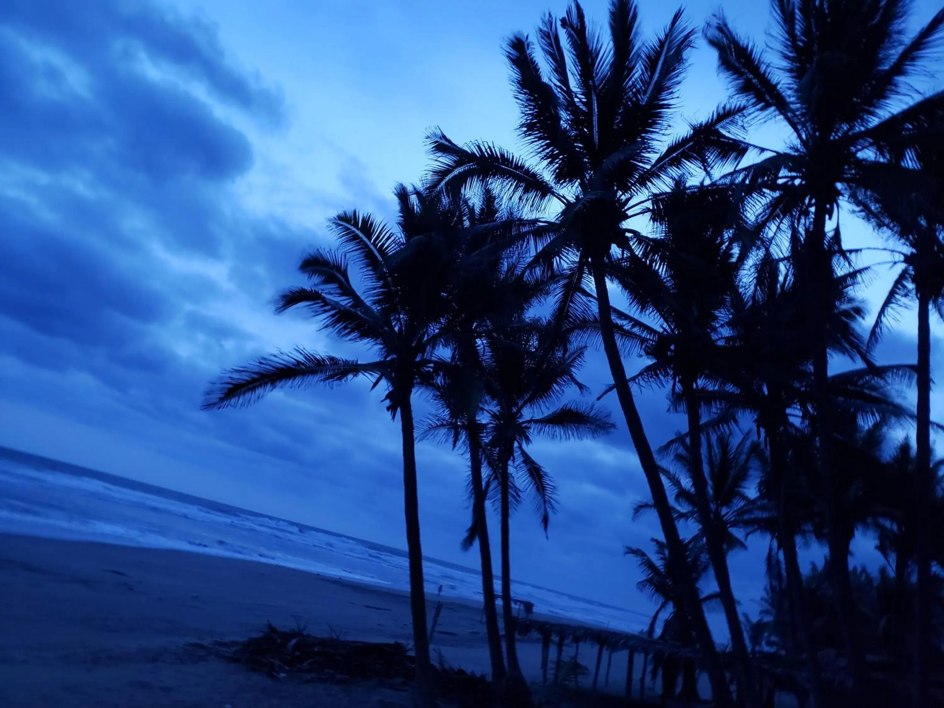 Bungalows La Perla Playa Azul