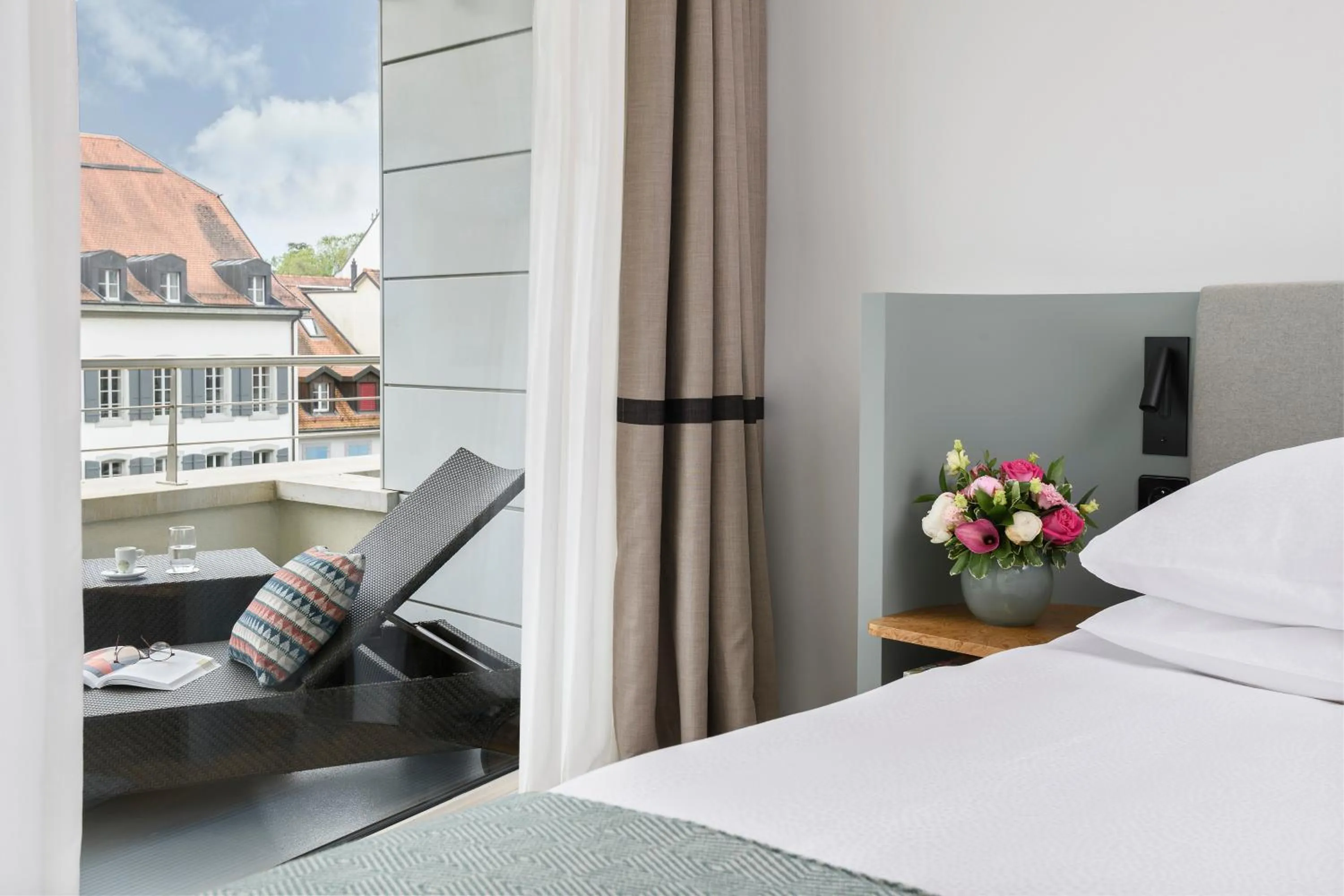 Bed in Hotel Angleterre