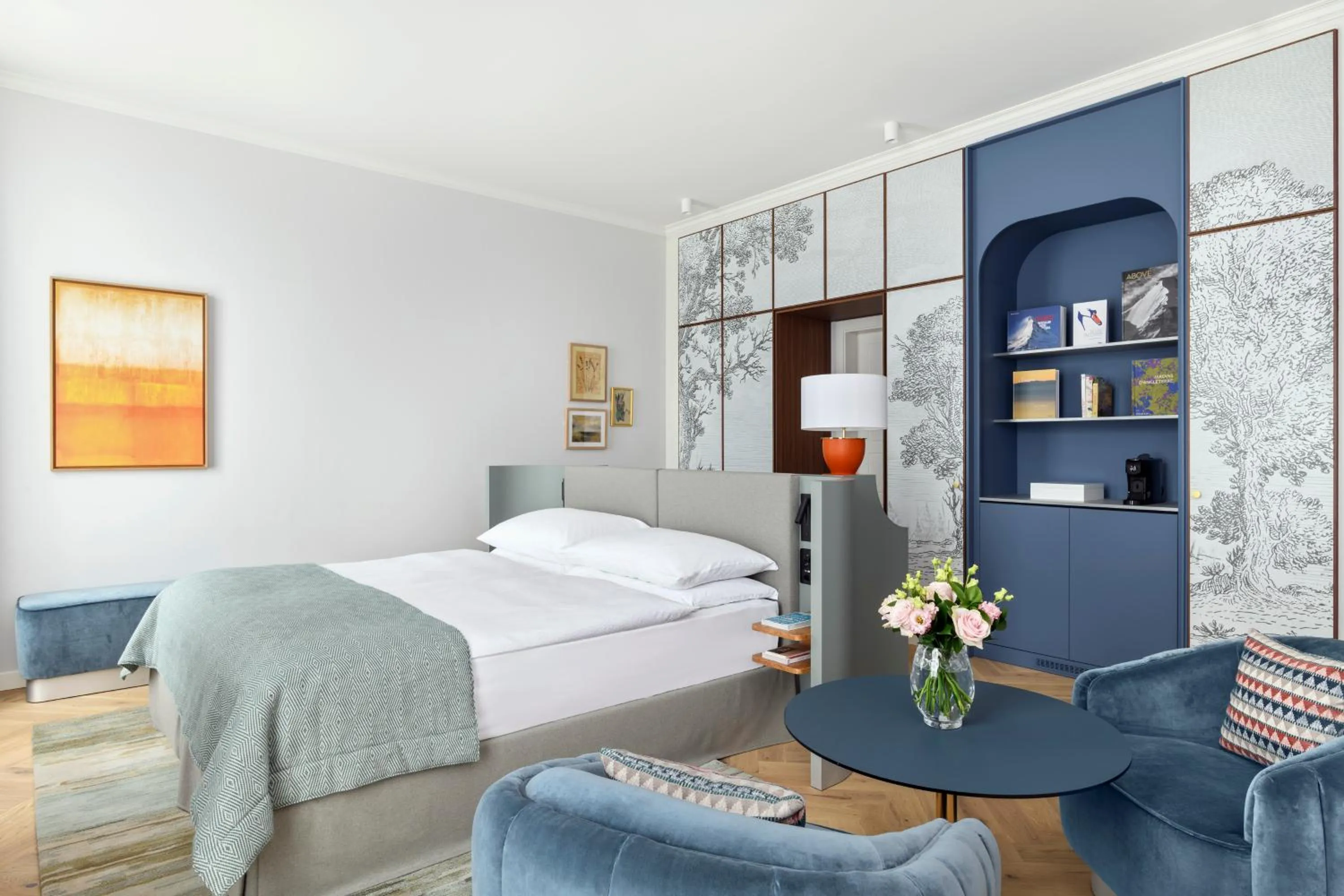 Bedroom, Bed in Hotel Angleterre