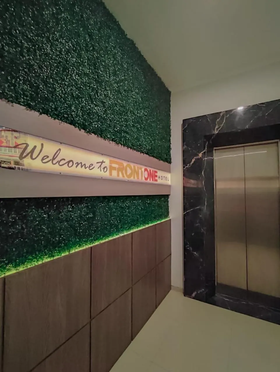 elevator in Front One Budget Waena Abepura