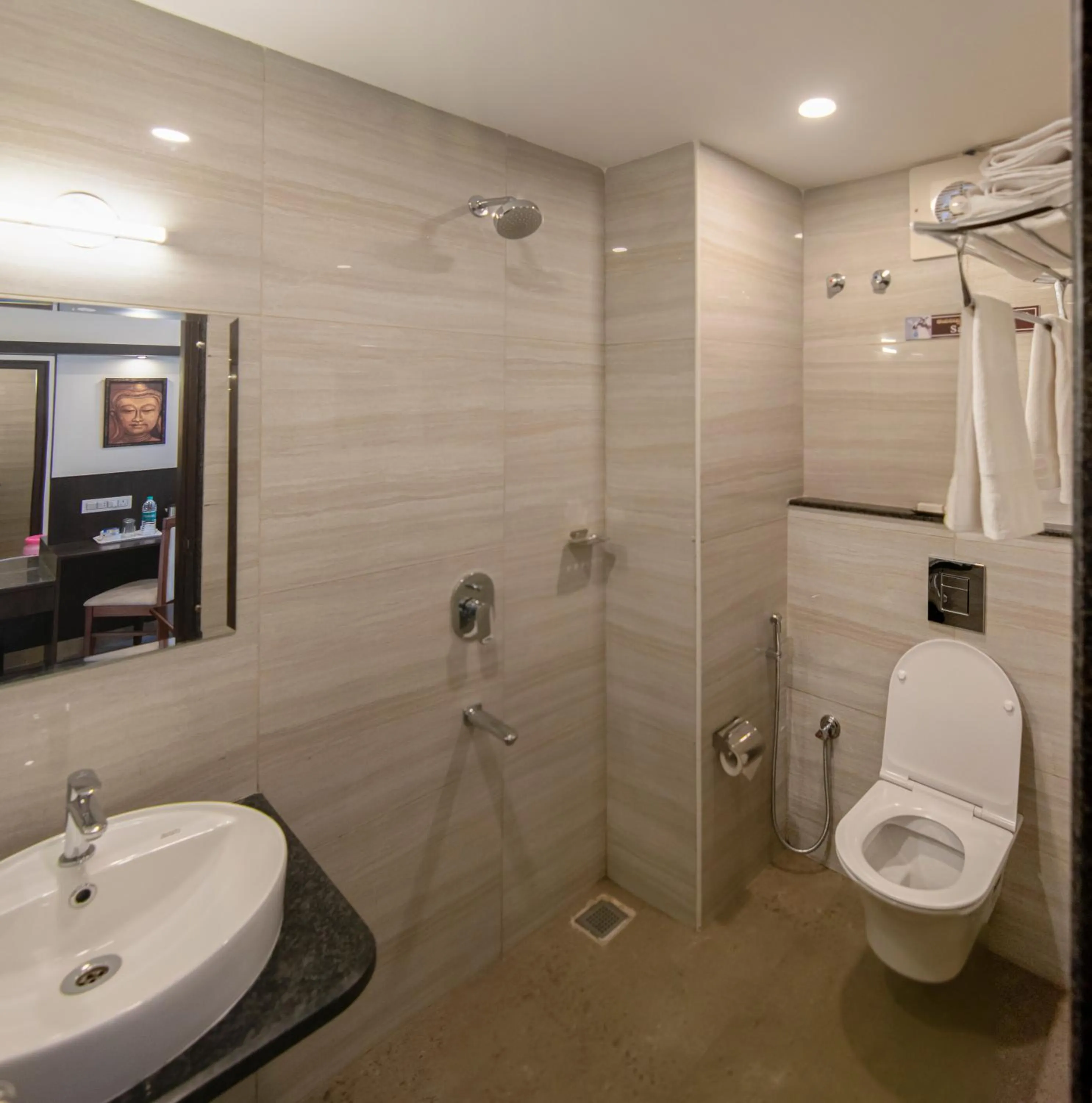 Bathroom in Hotel Dasya - Formerly Nice Stay The Business Hotel