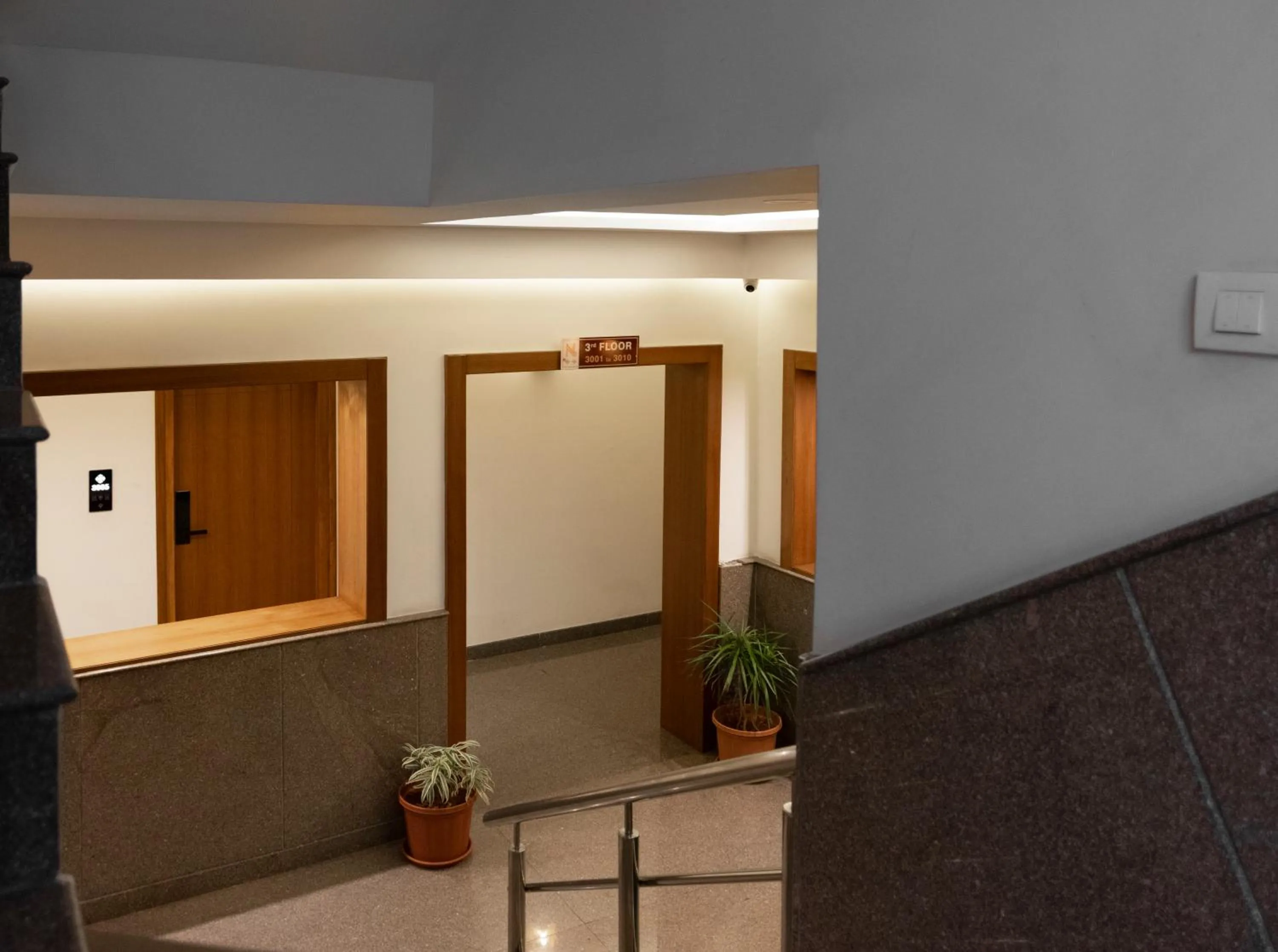 locker in Hotel Dasya - Formerly Nice Stay The Business Hotel