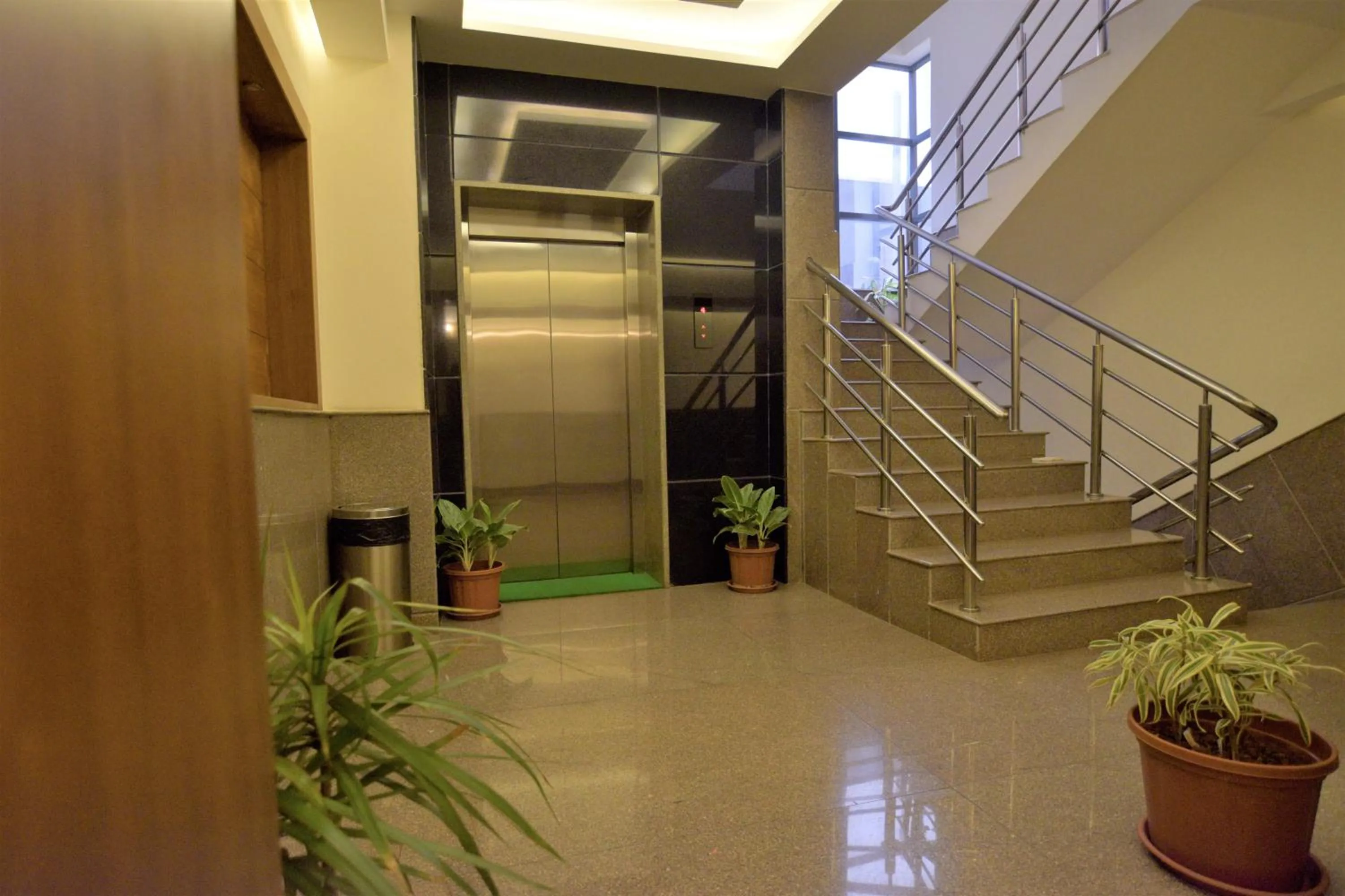 elevator in Hotel Dasya - Formerly Nice Stay The Business Hotel