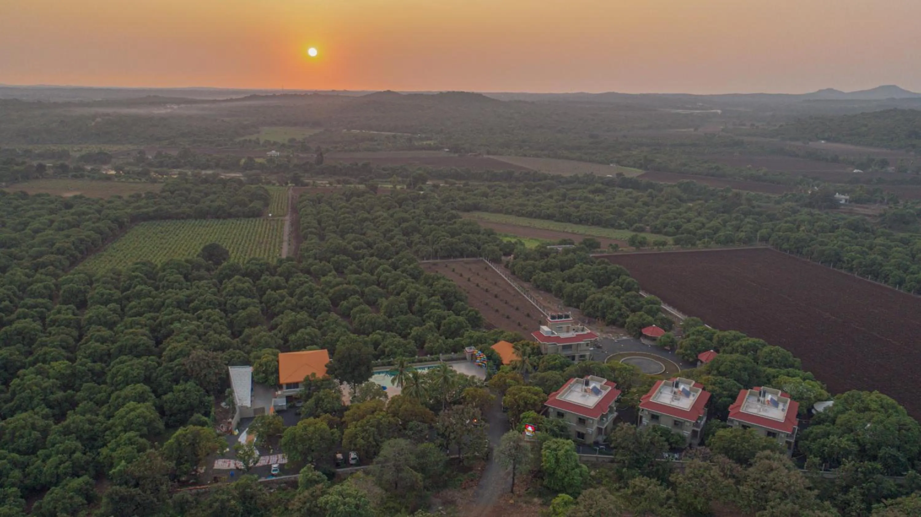 Bird's eye view in Sterling Gir
