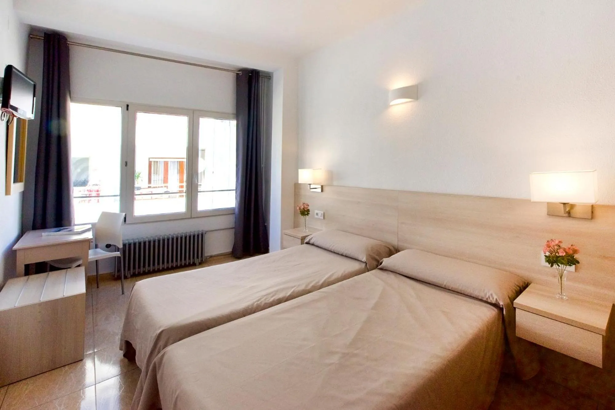 Bed in Hotel San Miguel