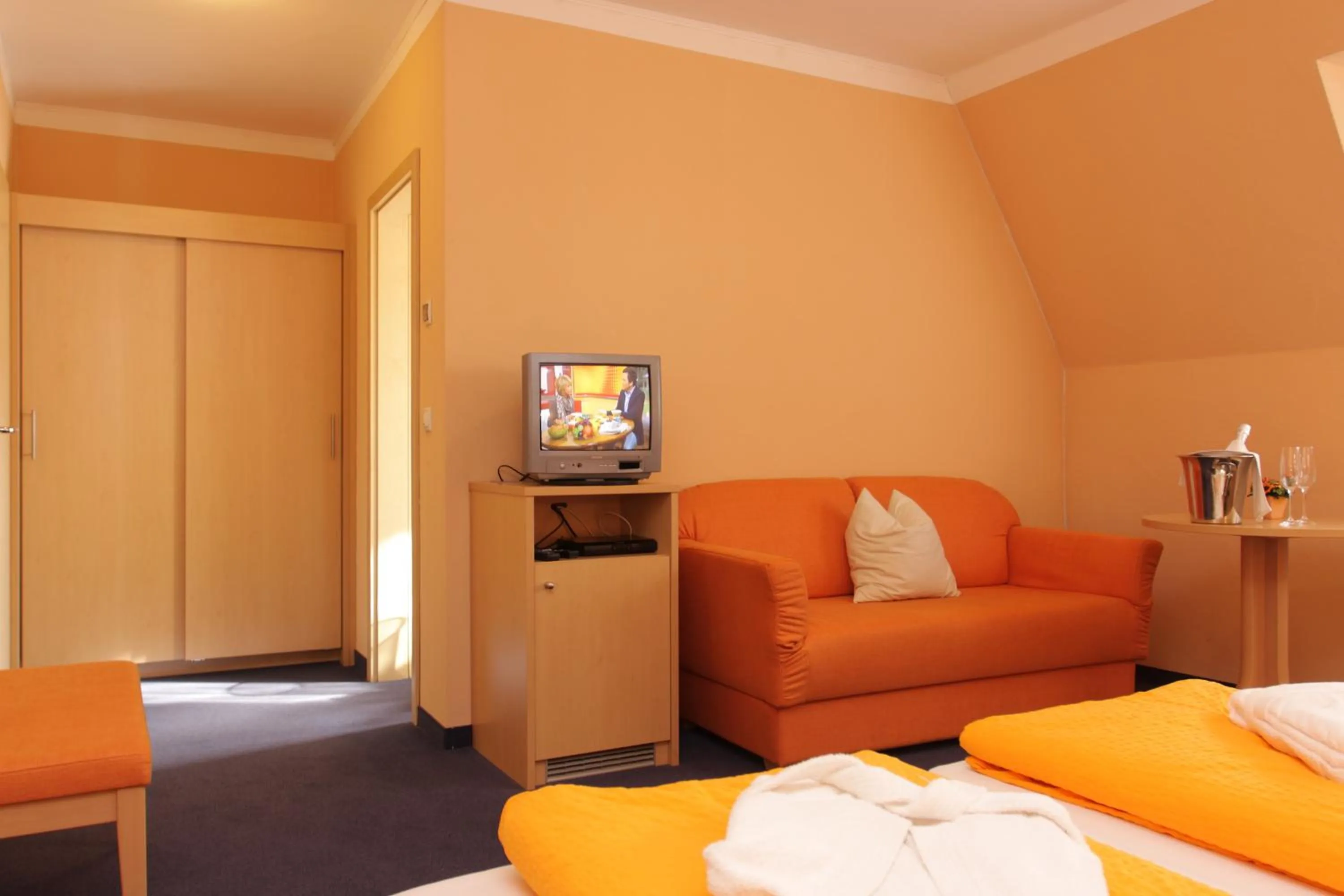 Decorative detail, Bed in Hotel Linde Pfalz