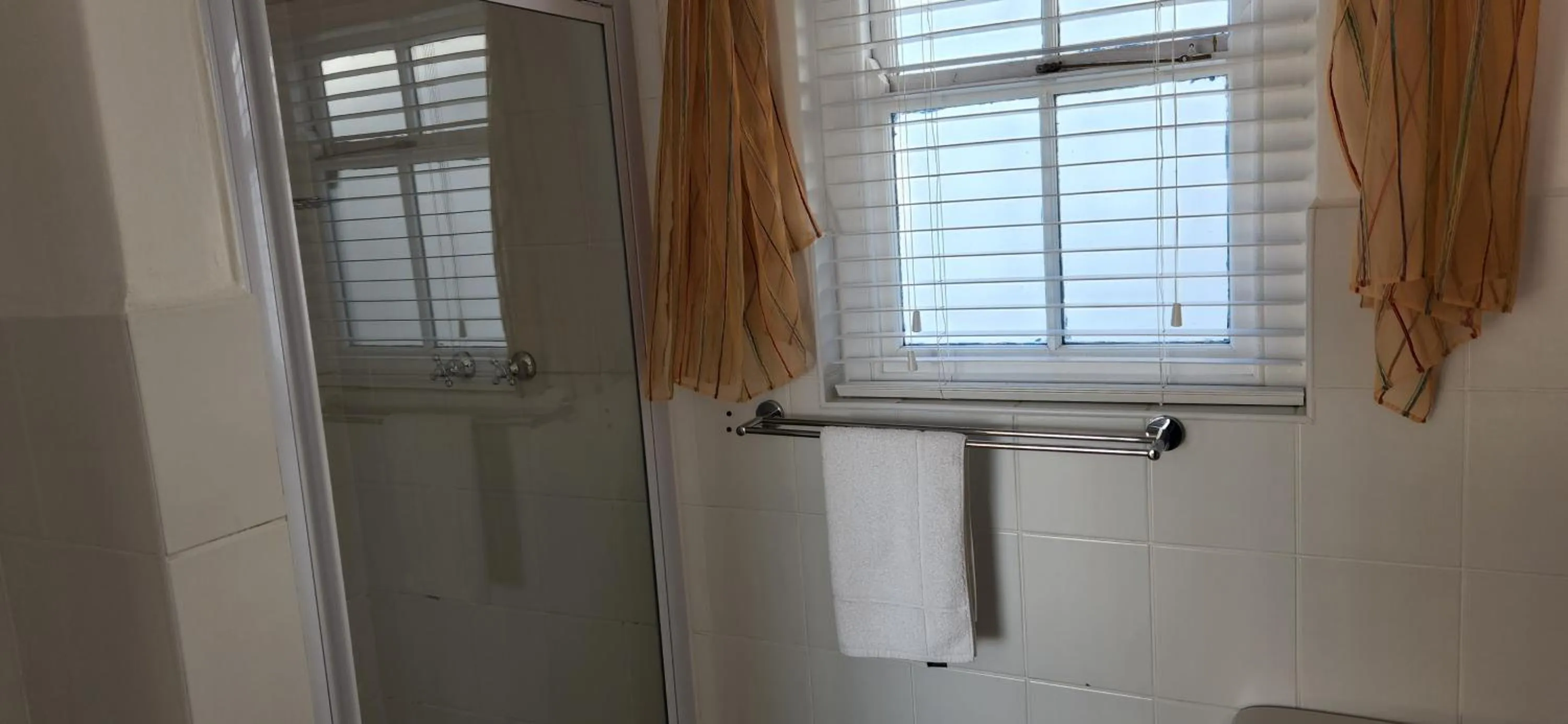 Shower in Paternoster Lodge