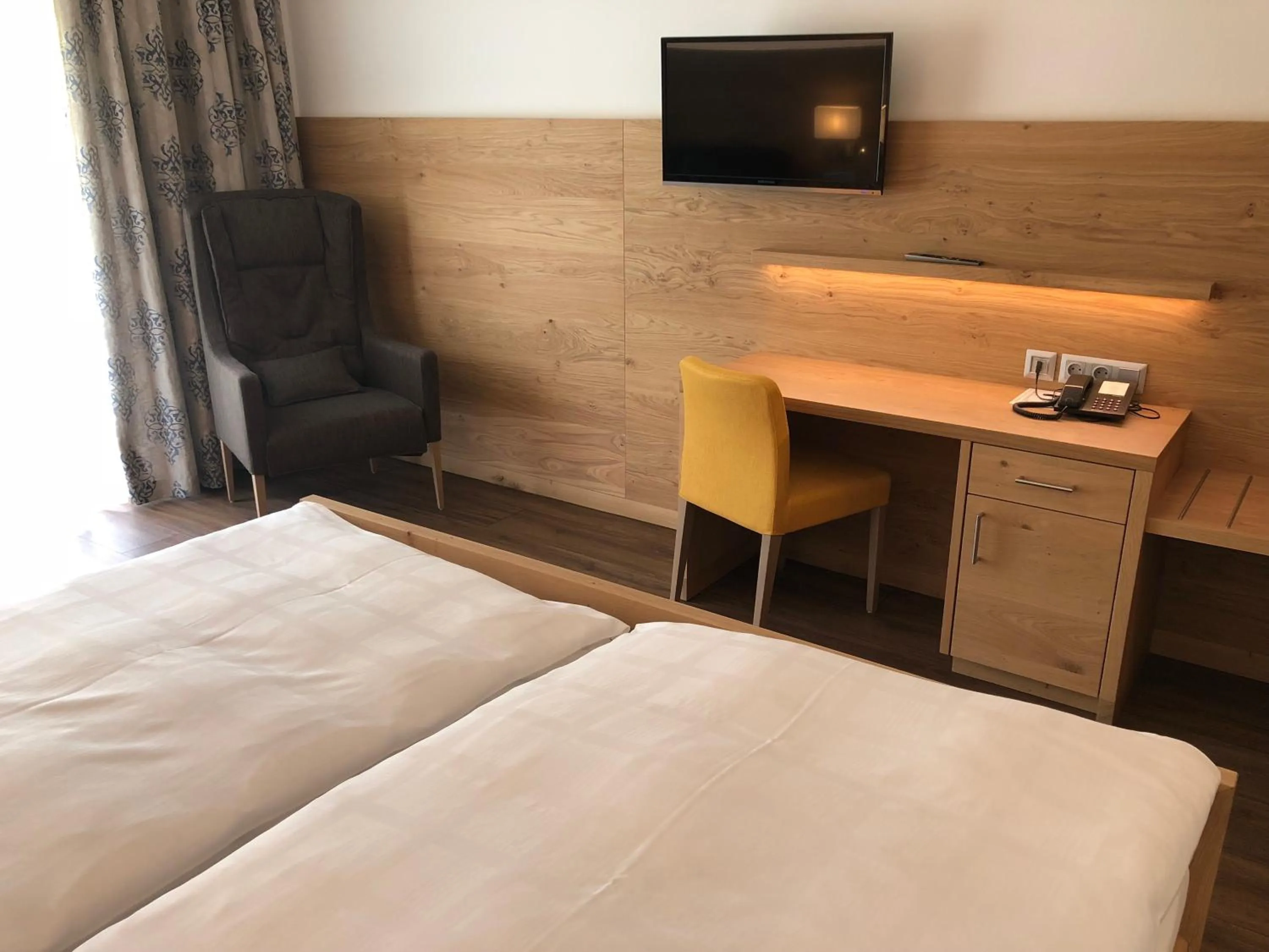 Bed in Urlaubshotel Binder