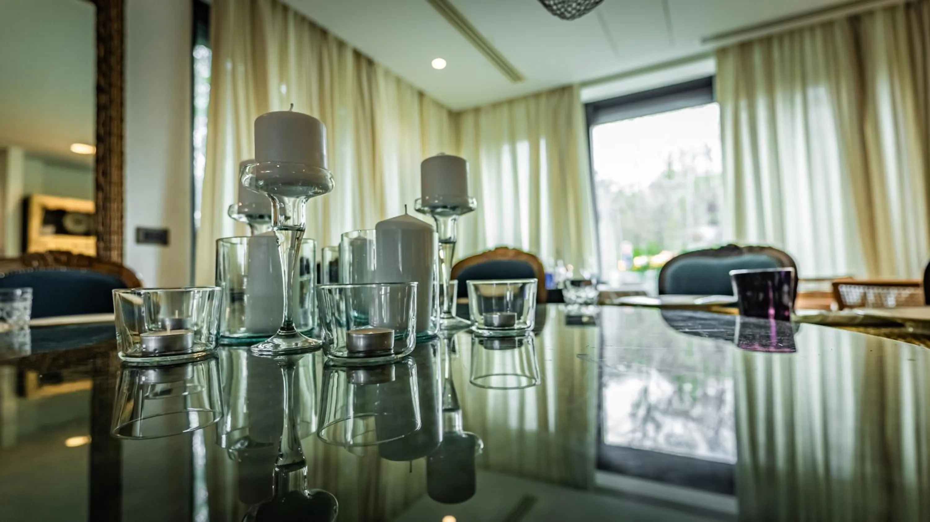 Restaurant/places to eat in The Babe Boutique Hotel