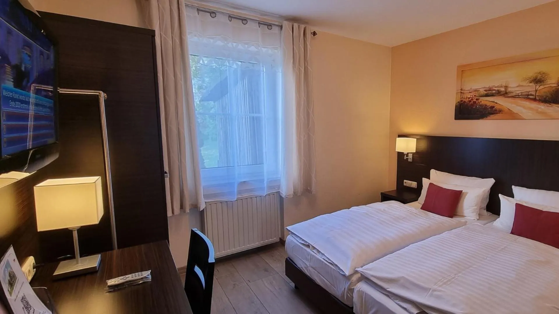 Bed in Hotel Rhöner Land Garni - Bed & Breakfast