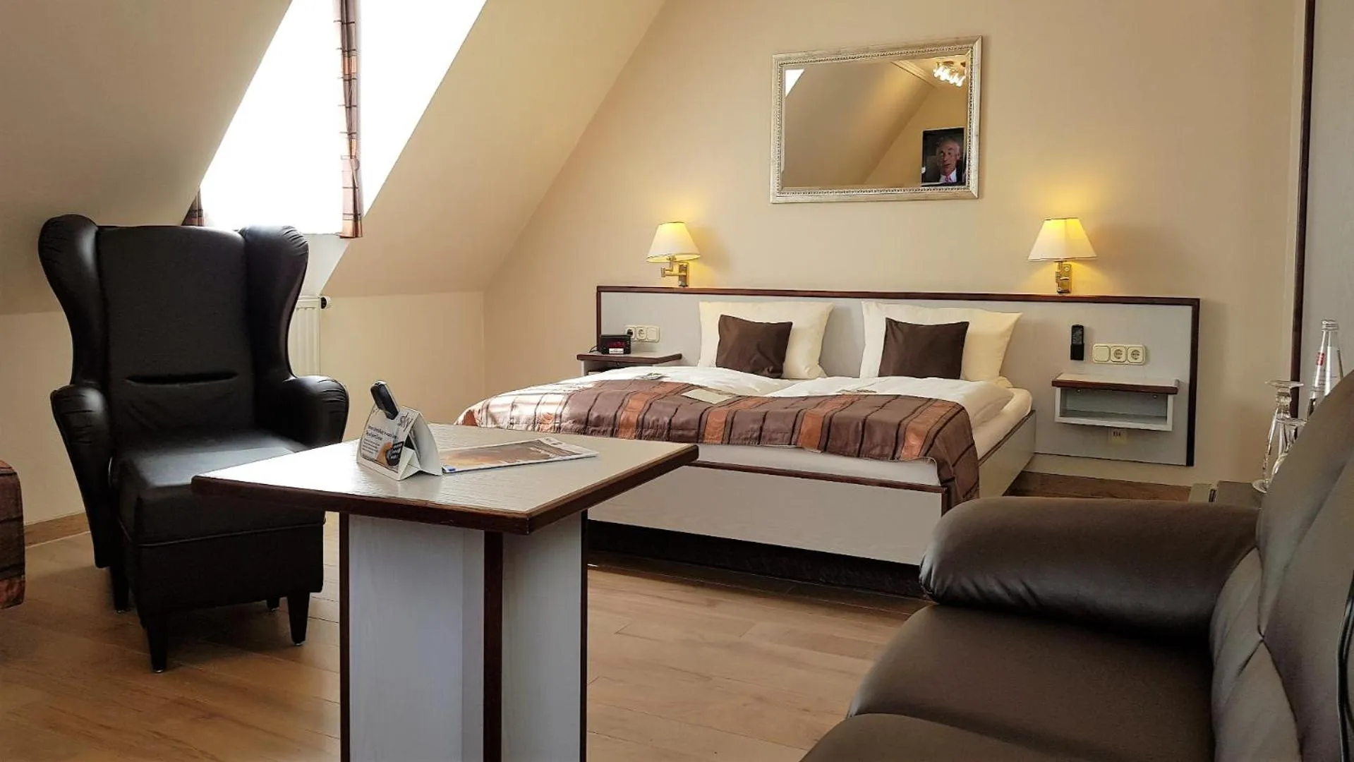 Photo of the whole room, Bed in Hotel Rhöner Land Garni - Bed & Breakfast