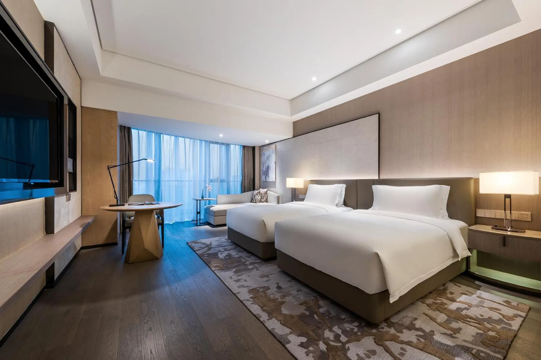 Bedroom, Bed in Grand Mercure Shanghai Lingang