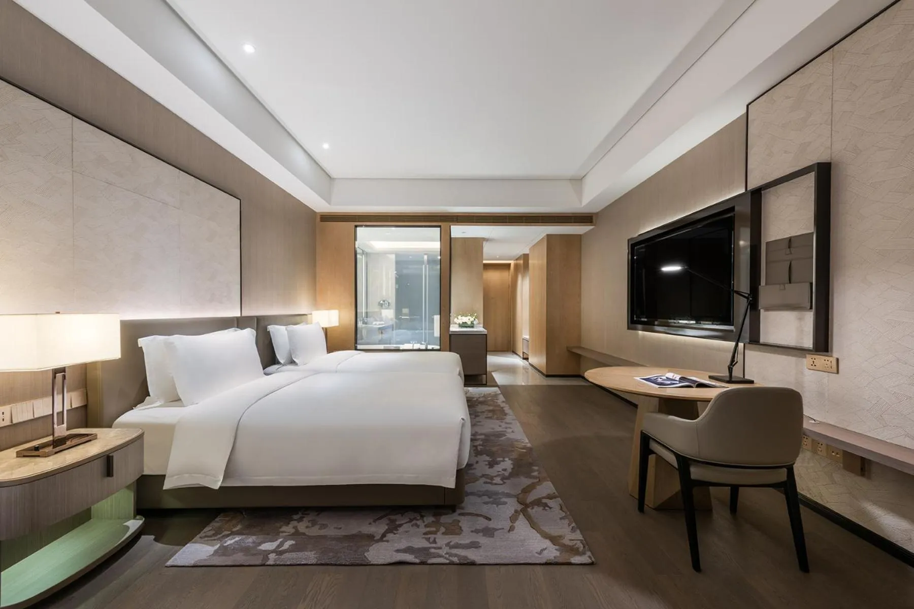 Photo of the whole room, Bed in Grand Mercure Shanghai Lingang