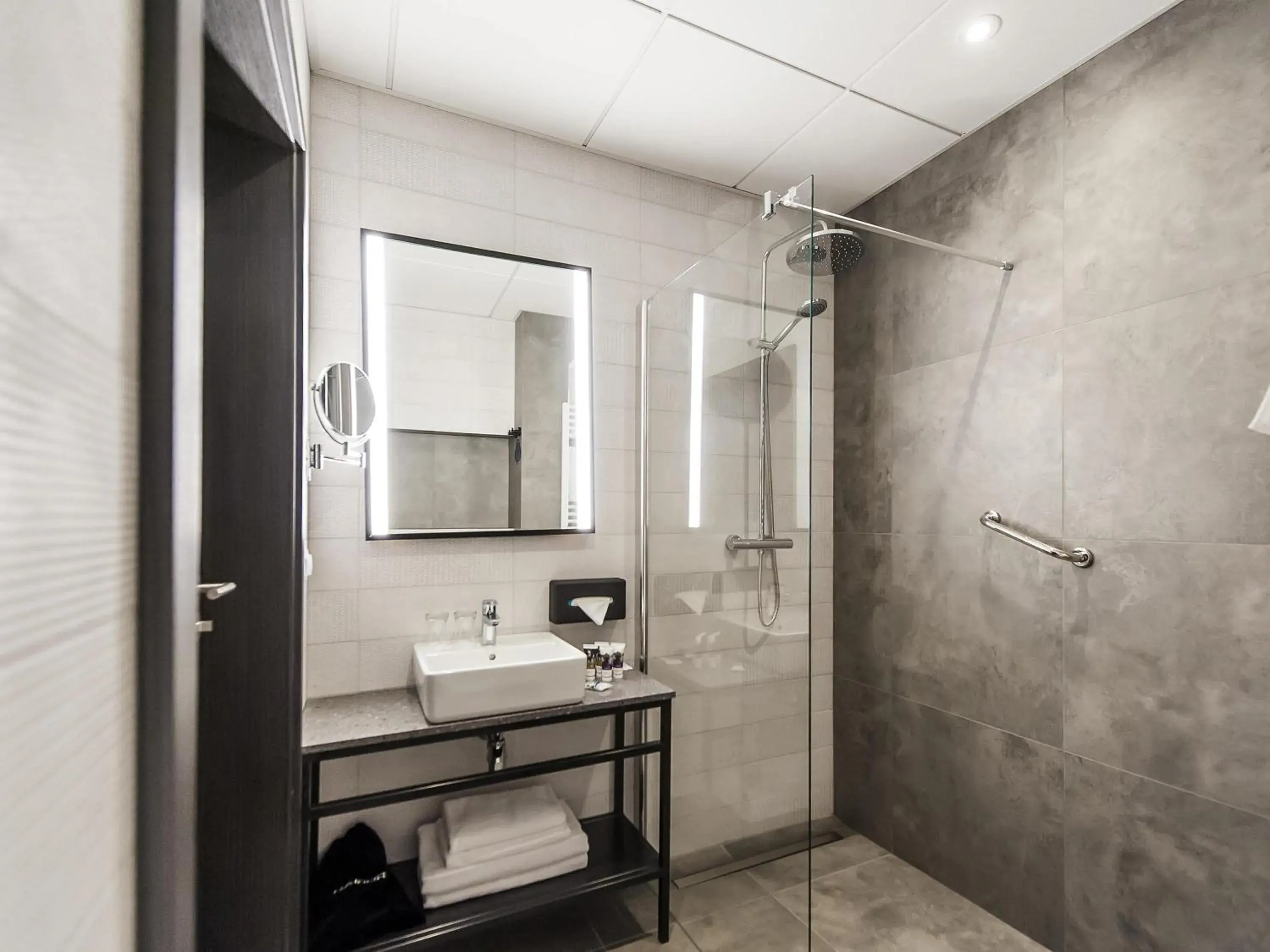 Superior Twin Room in Mercure Bialystok Superior Twin Room in Mercure Bialystok