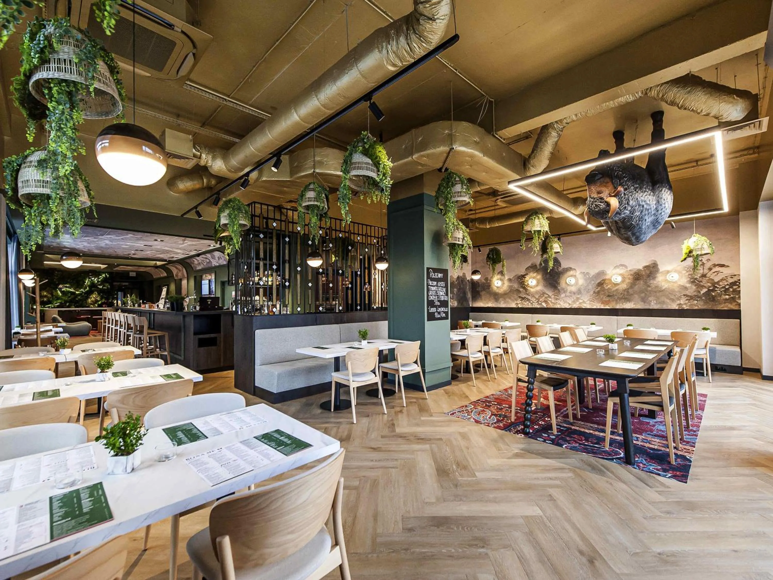 Lounge or bar in Mercure Bialystok