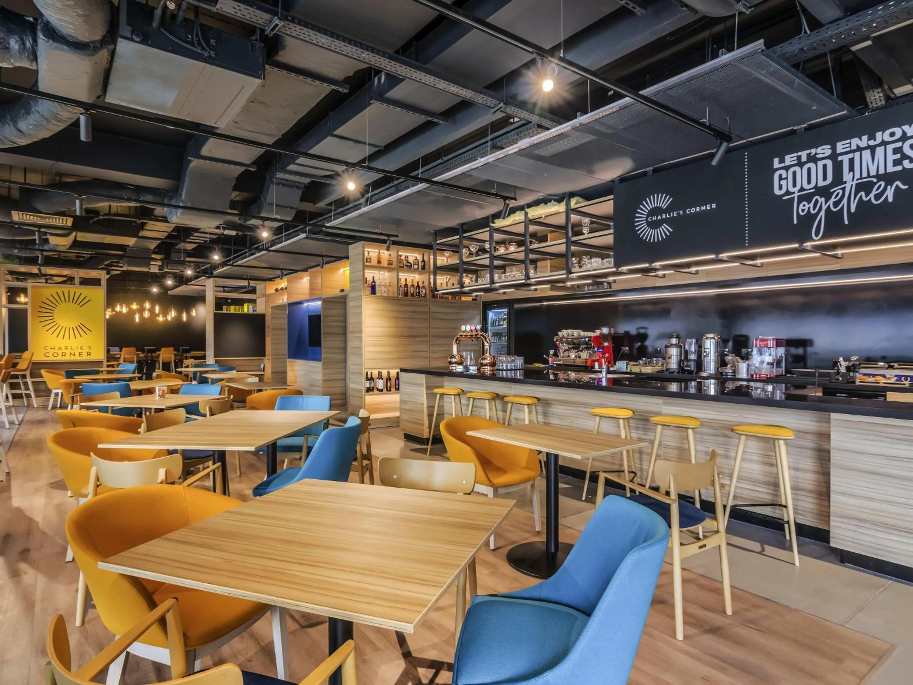 Lounge or bar in ibis Timisoara City Center