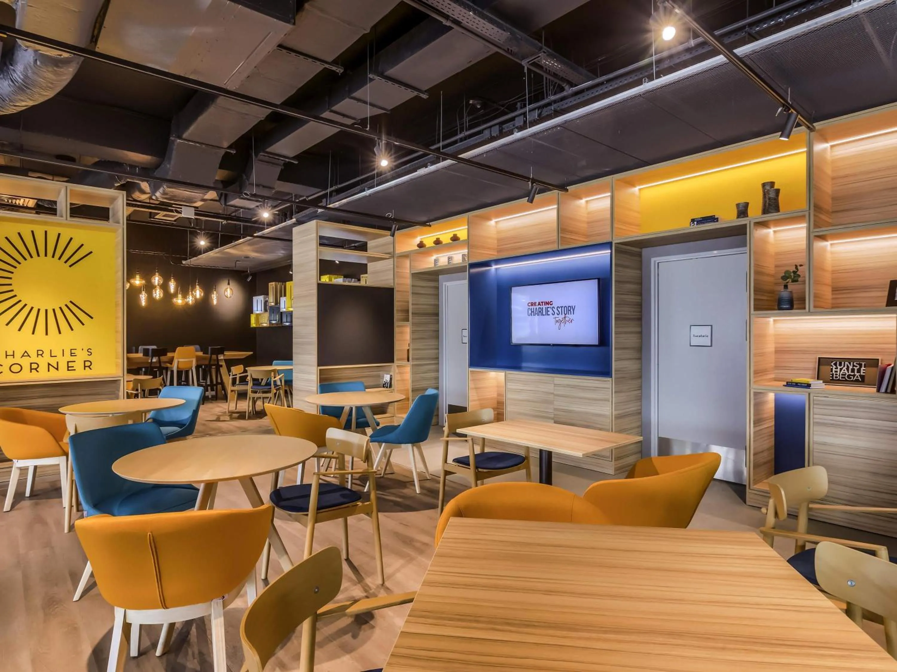 Lounge or bar in ibis Timisoara City Center