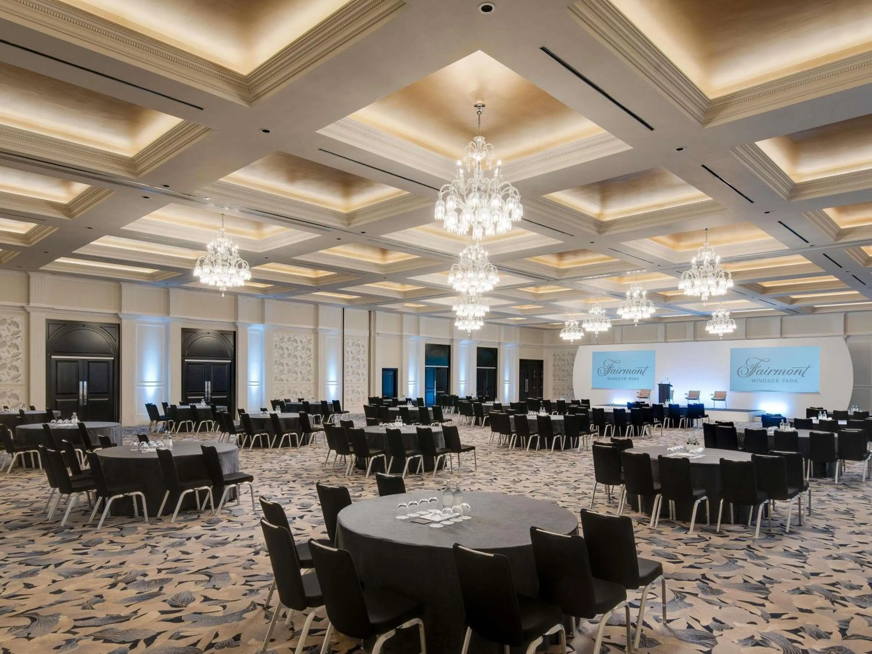 Meeting/conference room in Fairmont Windsor Park