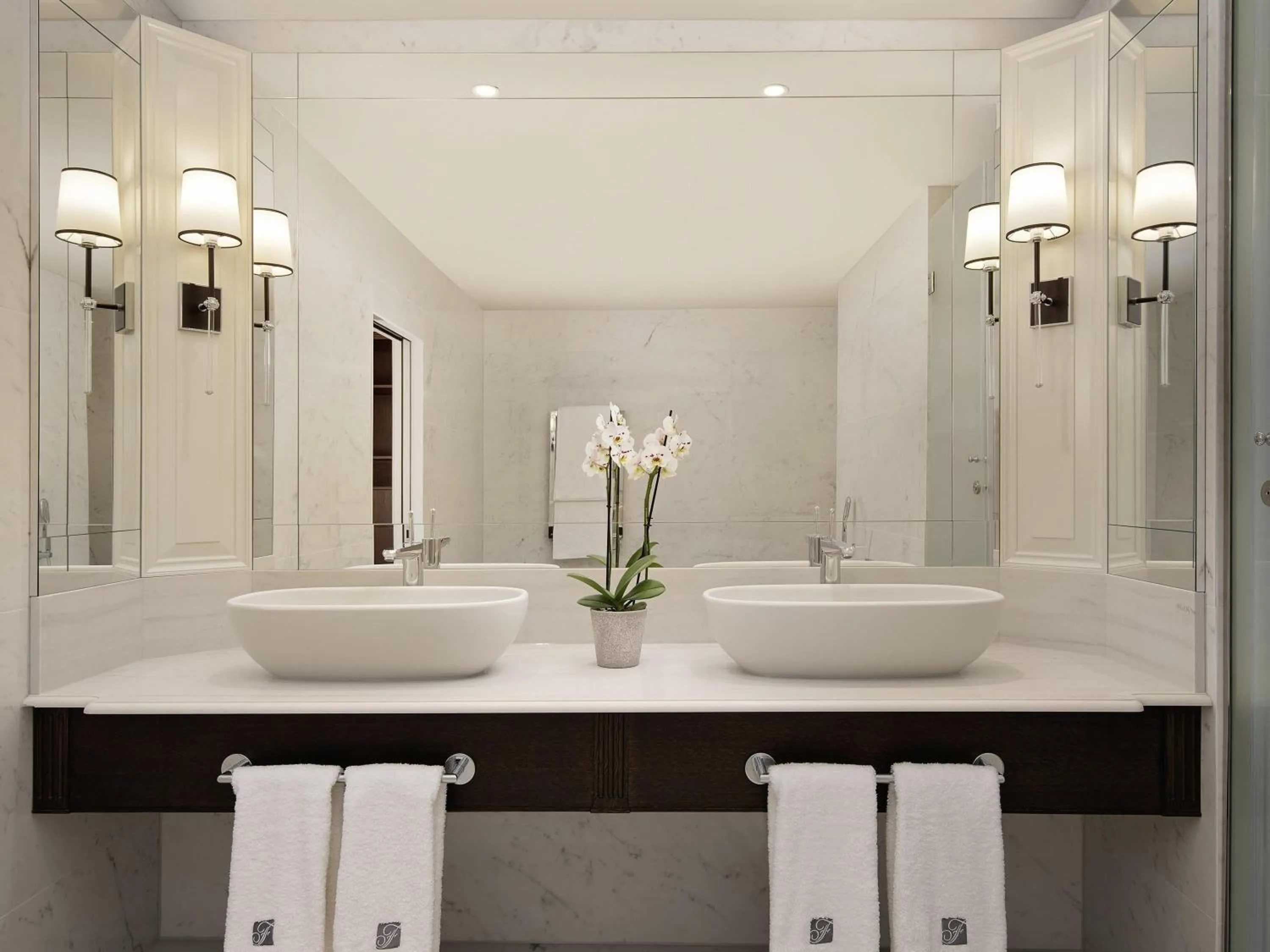 Bedroom in Fairmont Windsor Park