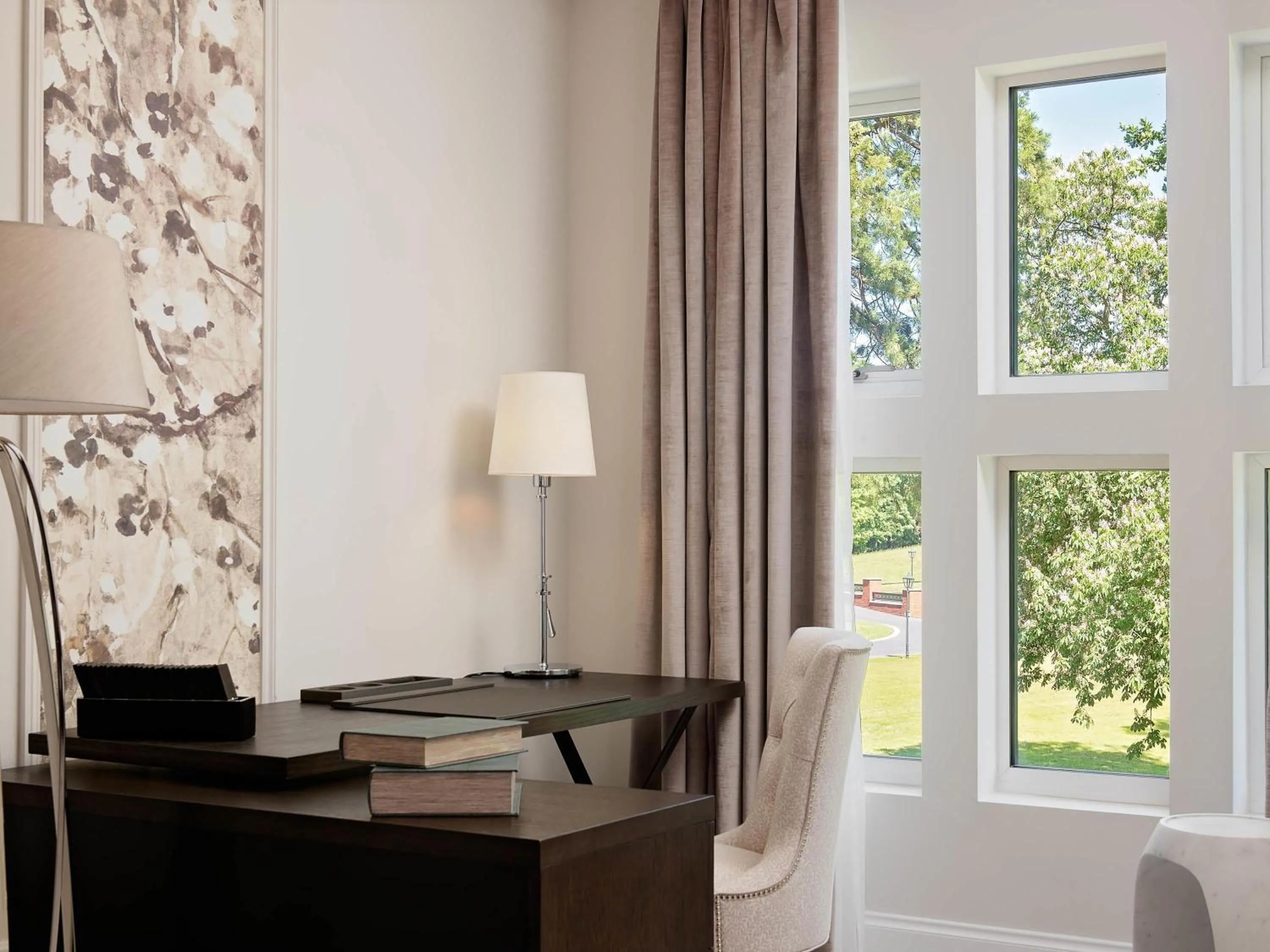 Bedroom in Fairmont Windsor Park