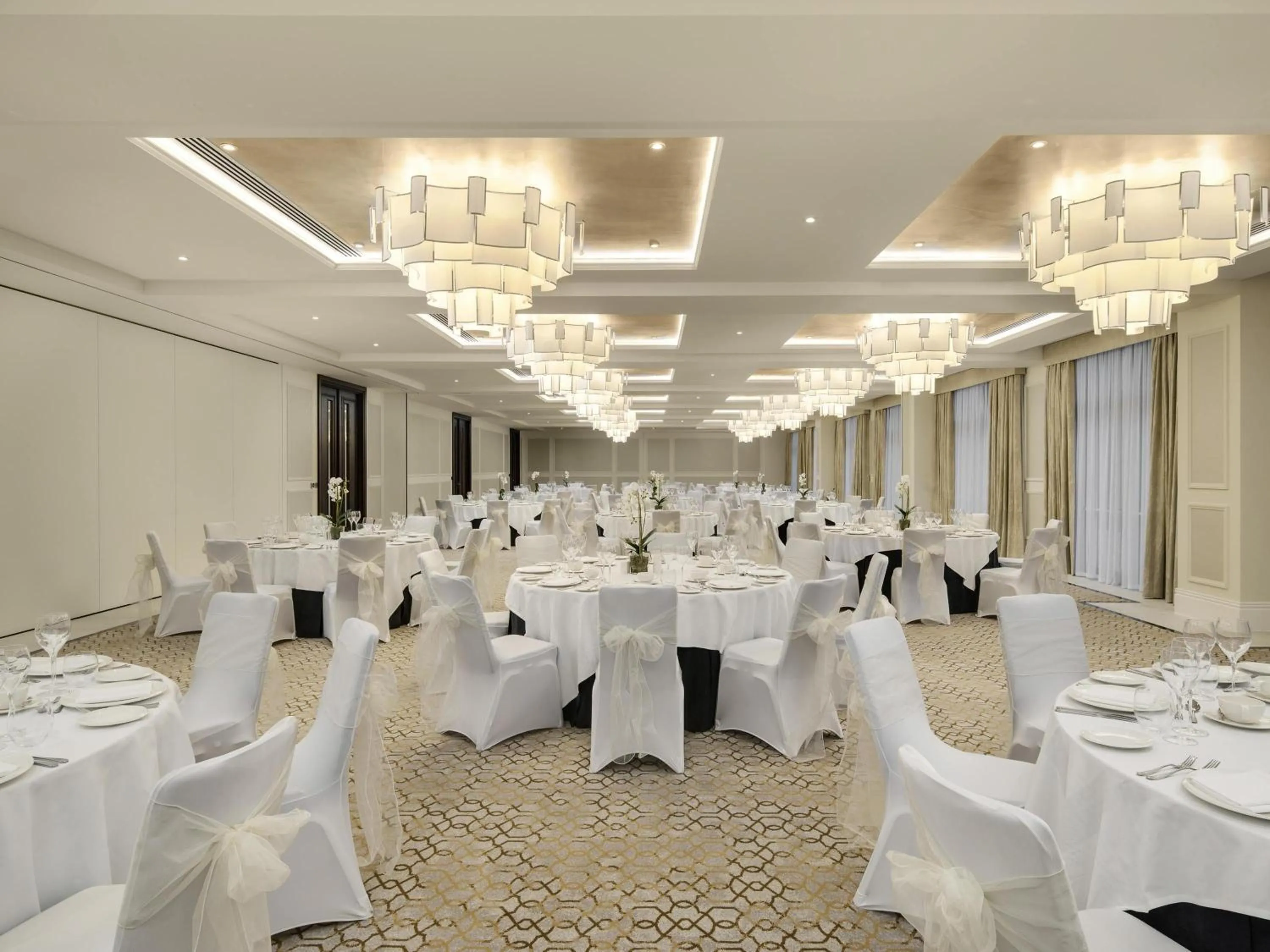 wedding in Fairmont Windsor Park