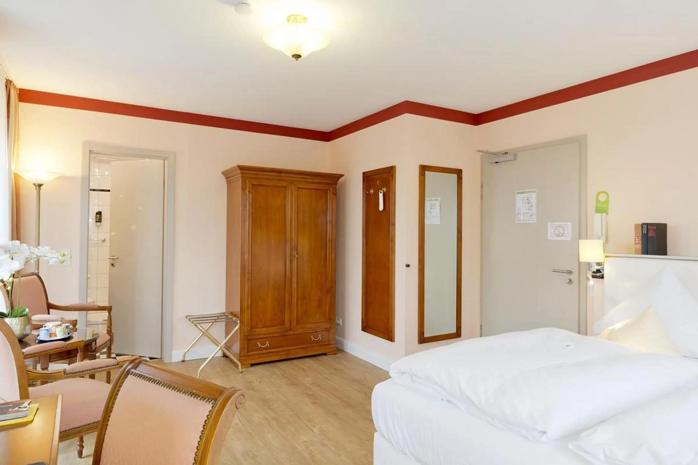 Photo of the whole room, Bed in Hotel Villa Monte Vino