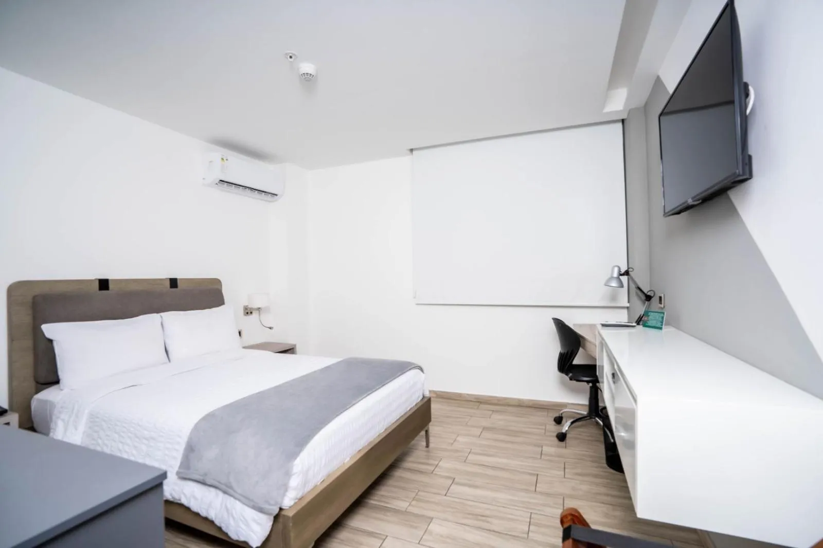 Bed in Hotel Puerto Pacifico Guayaquil Airport