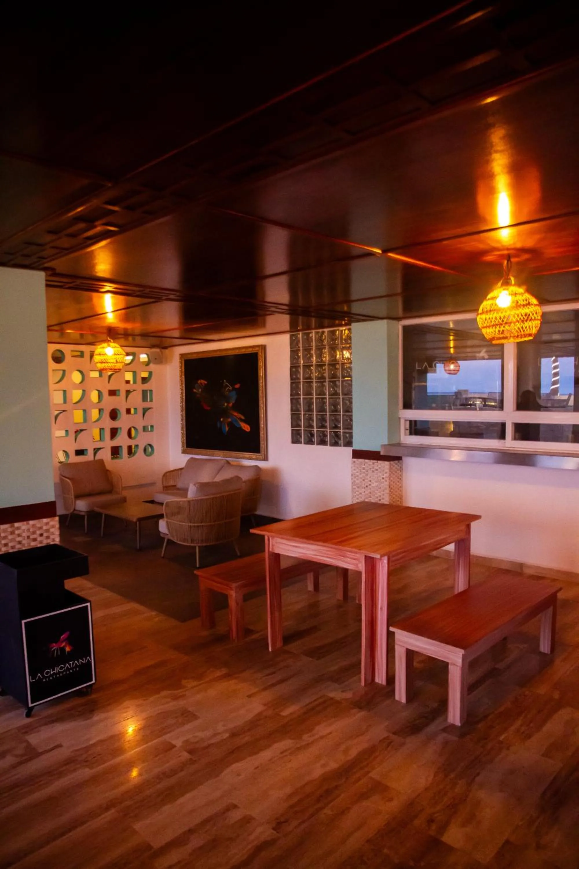 Restaurant/places to eat in Ocean Drive Hotel