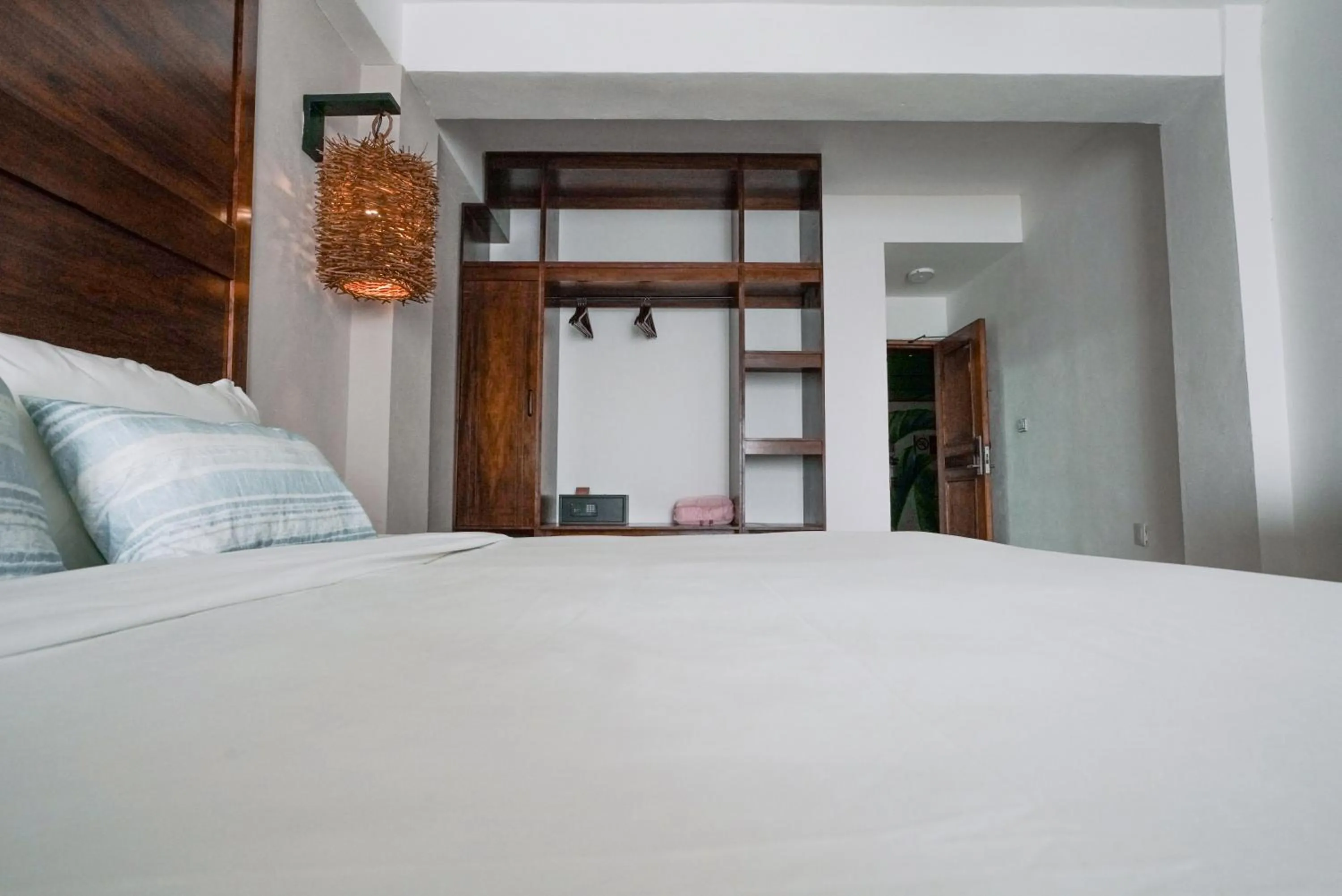 Photo of the whole room, Bed in The Mint Resort Isla Mujeres
