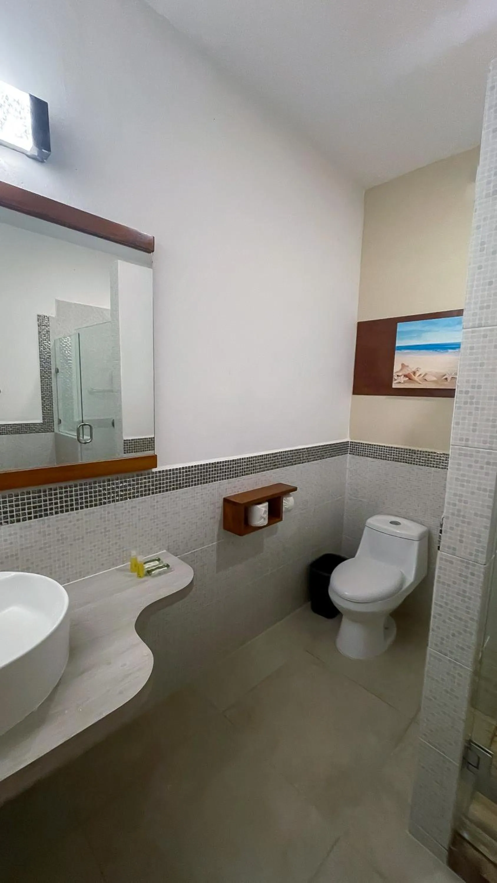 Bathroom in Ocean Drive Hotel