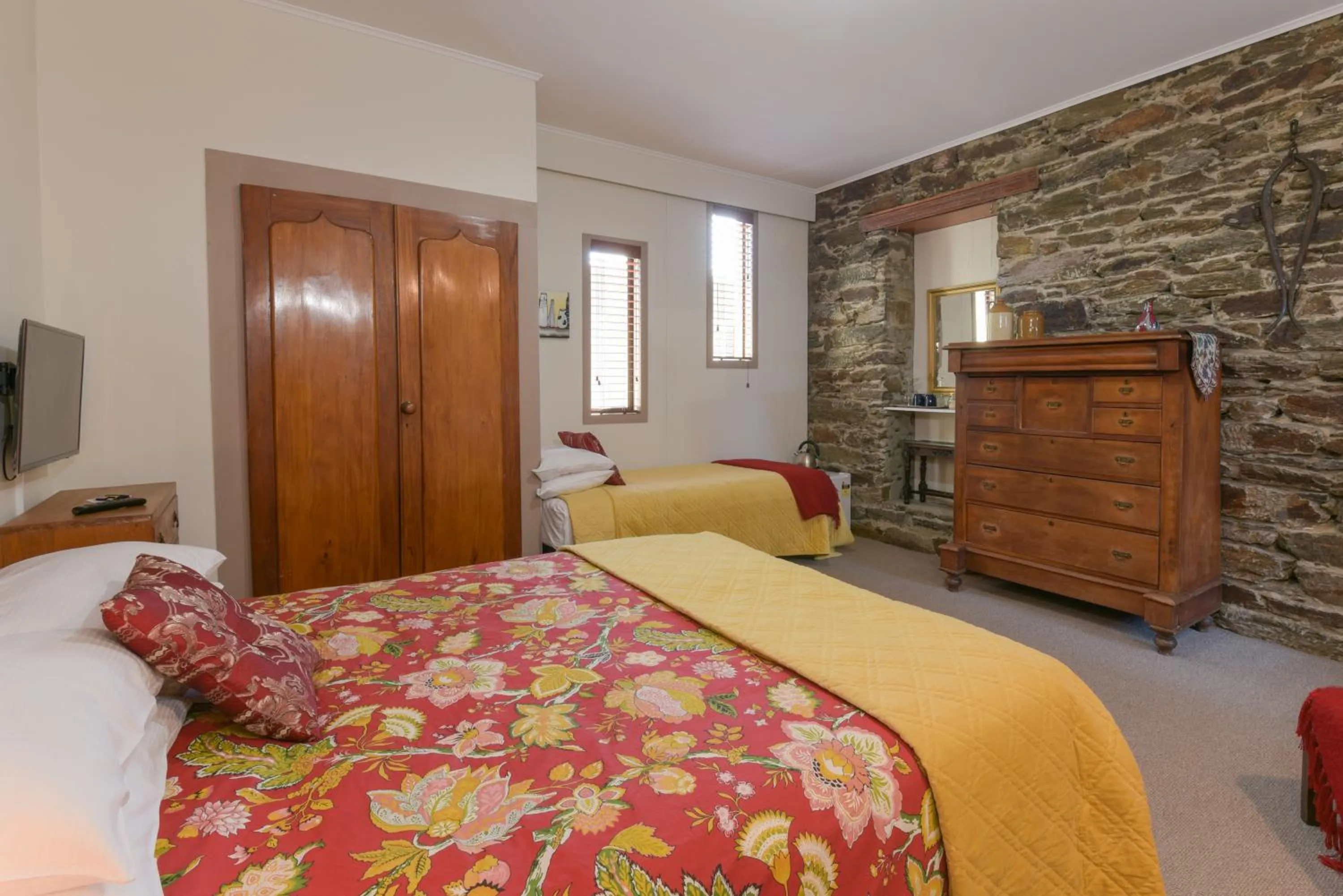 Bedroom, Bed in Dunstan House