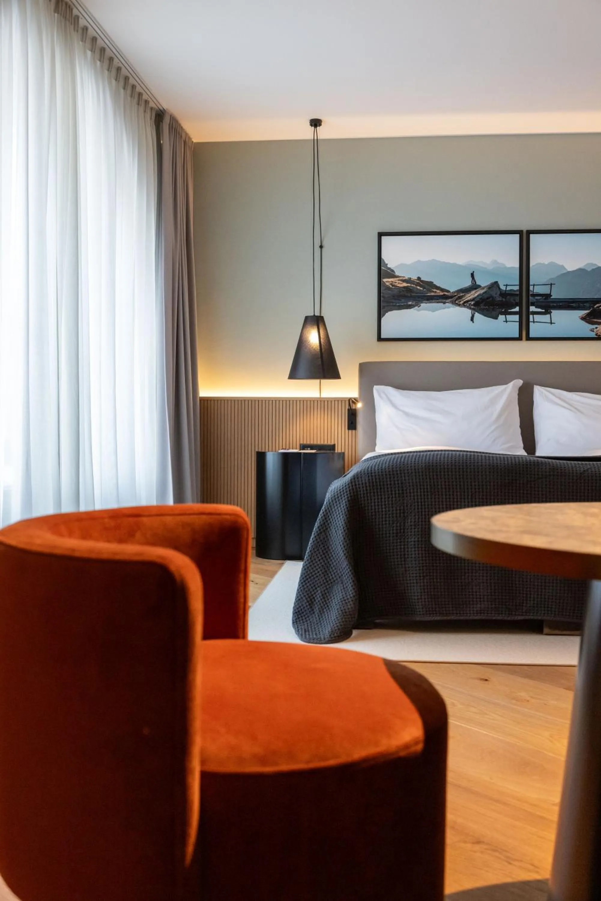 TV and multimedia, Bed in Hotel Rosatsch