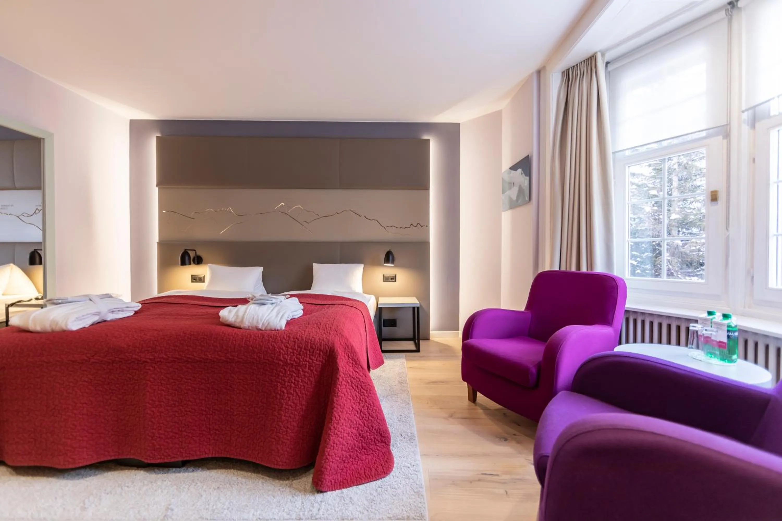 Photo of the whole room, Bed in Hotel Rosatsch