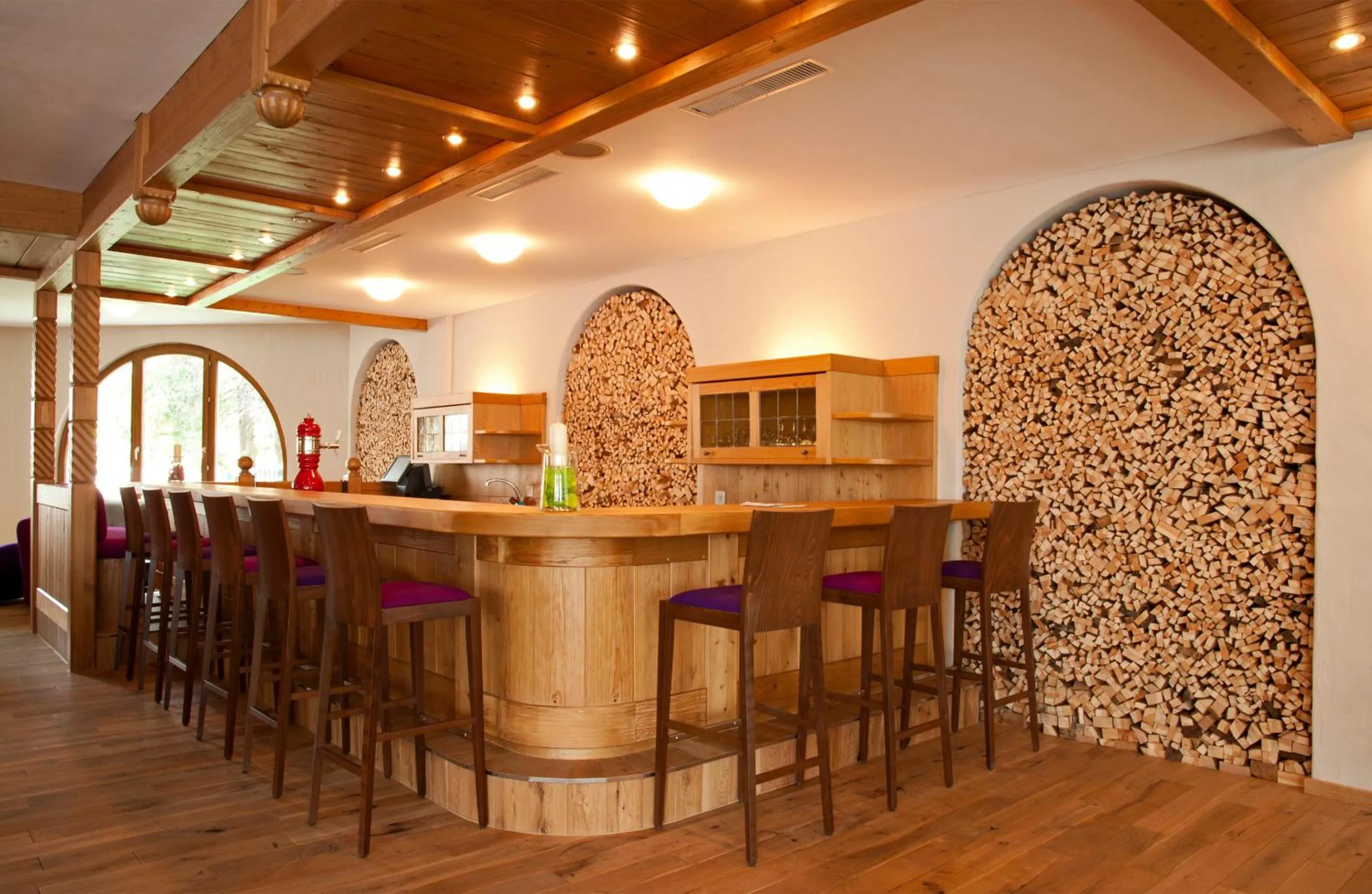 Lounge or bar in Hotel Rosatsch