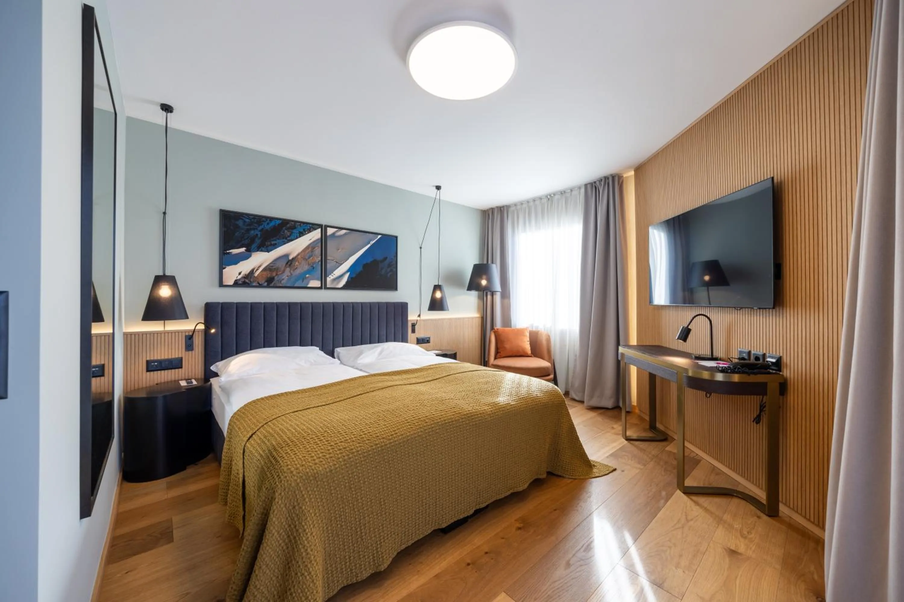 Bed in Hotel Rosatsch