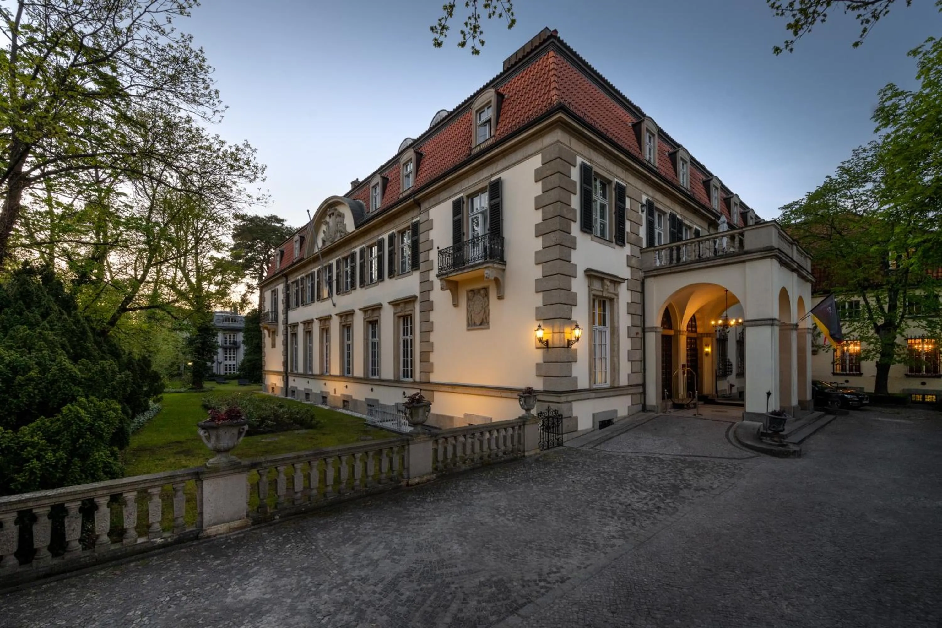 Property building in Schlosshotel Berlin