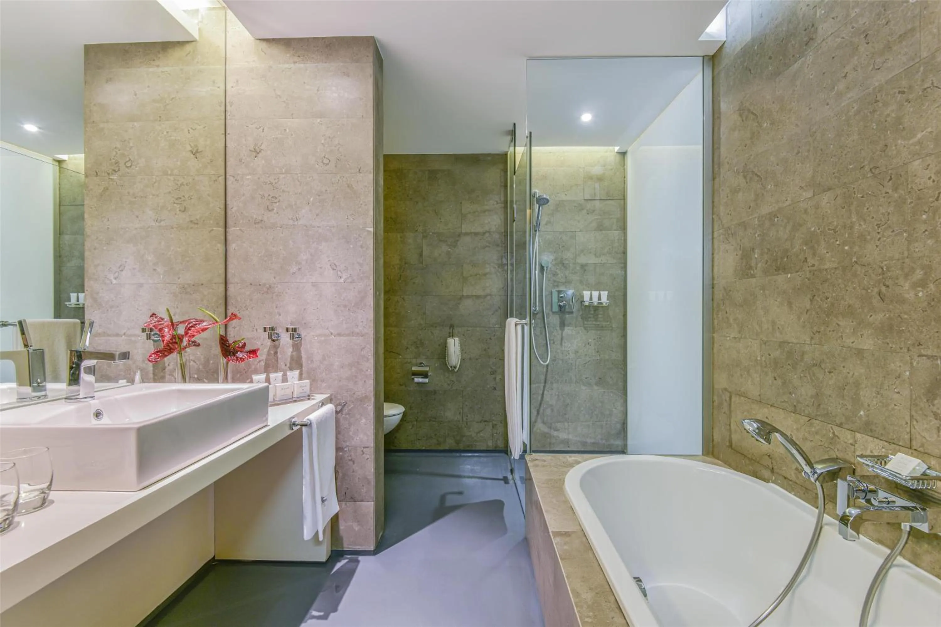 Photo of the whole room in Kempinski Hotel Ishtar Dead Sea