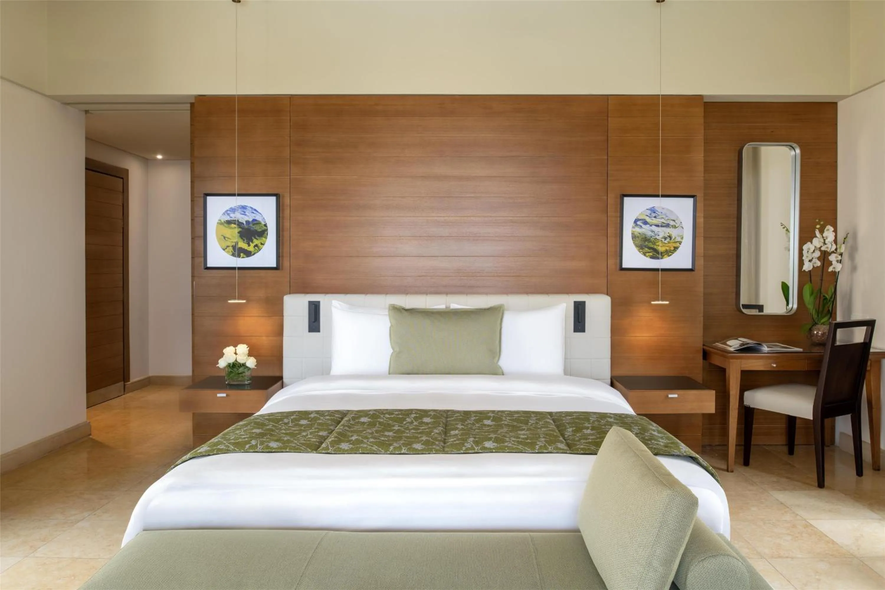 Bedroom, Bed in Kempinski Hotel Ishtar Dead Sea