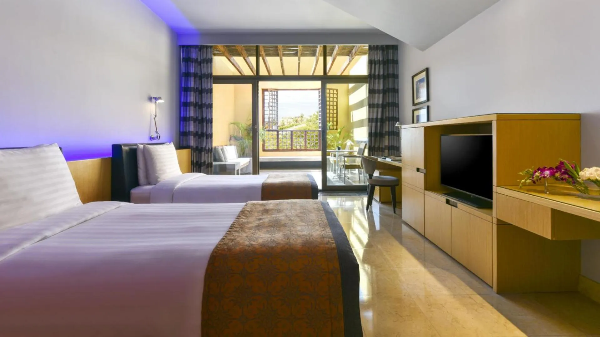 Bed in Kempinski Hotel Ishtar Dead Sea