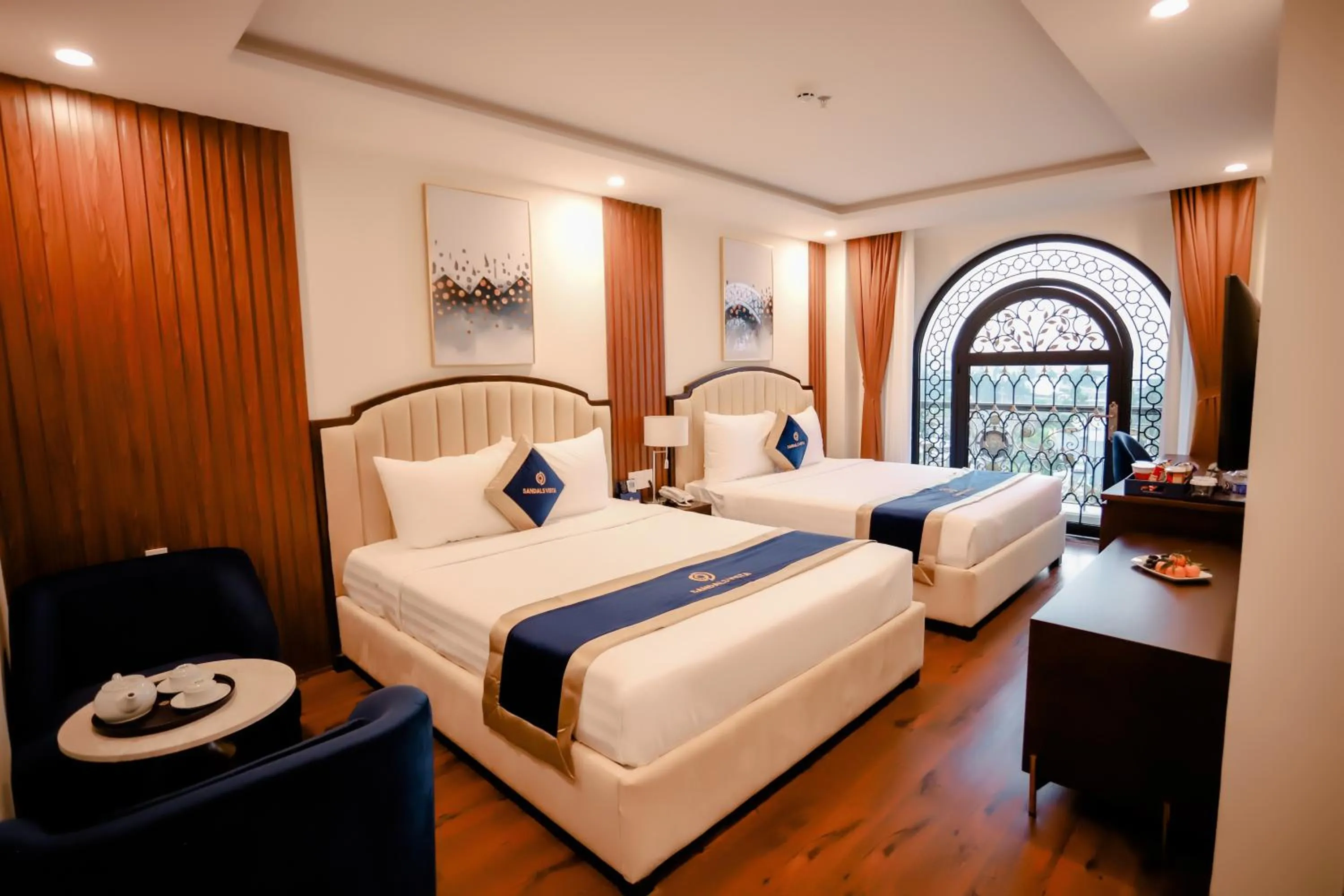 Bedroom, Bed in Sandals Vista Hotel