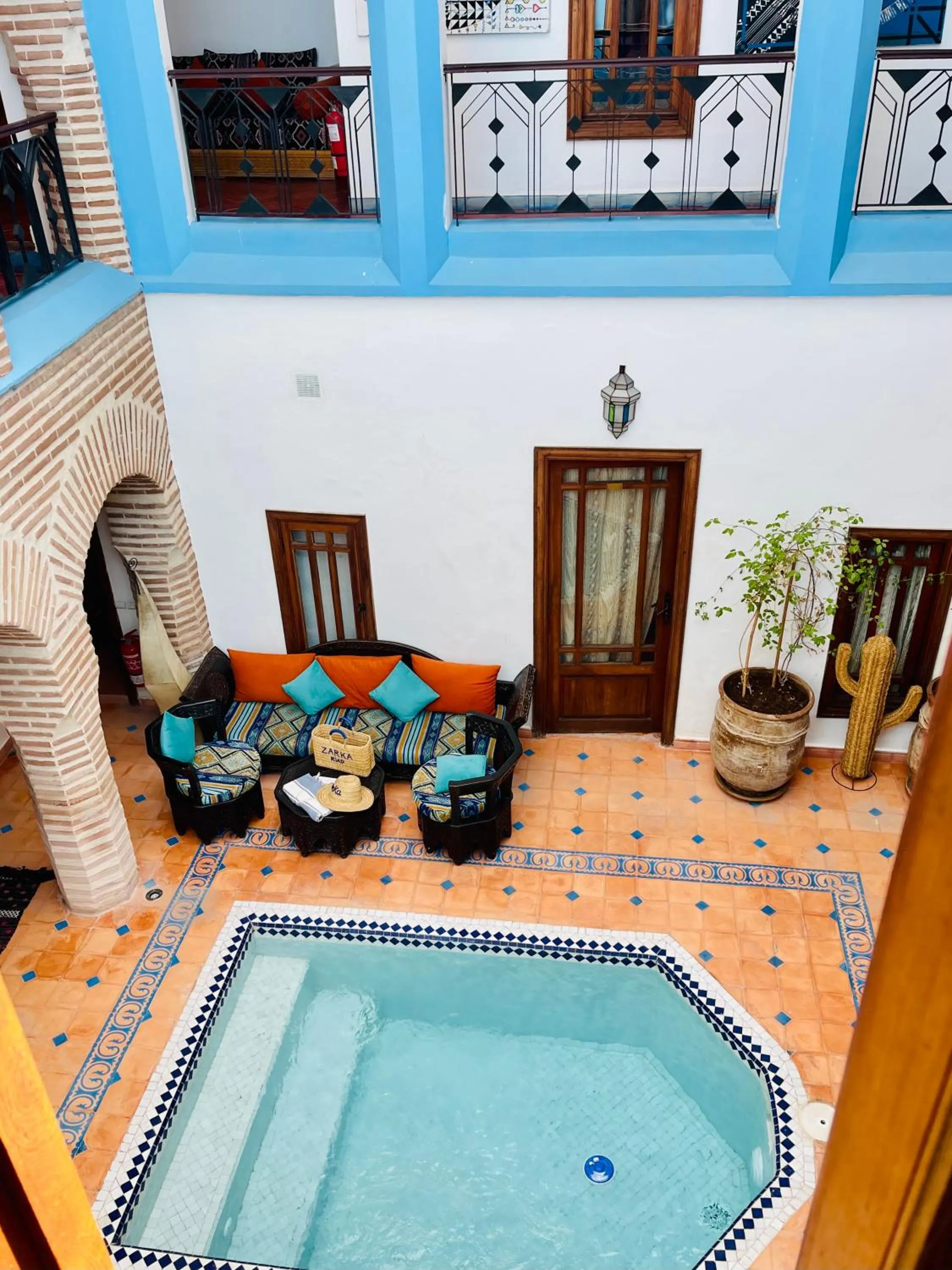 Property building in Riad Zarka By La Siredrah