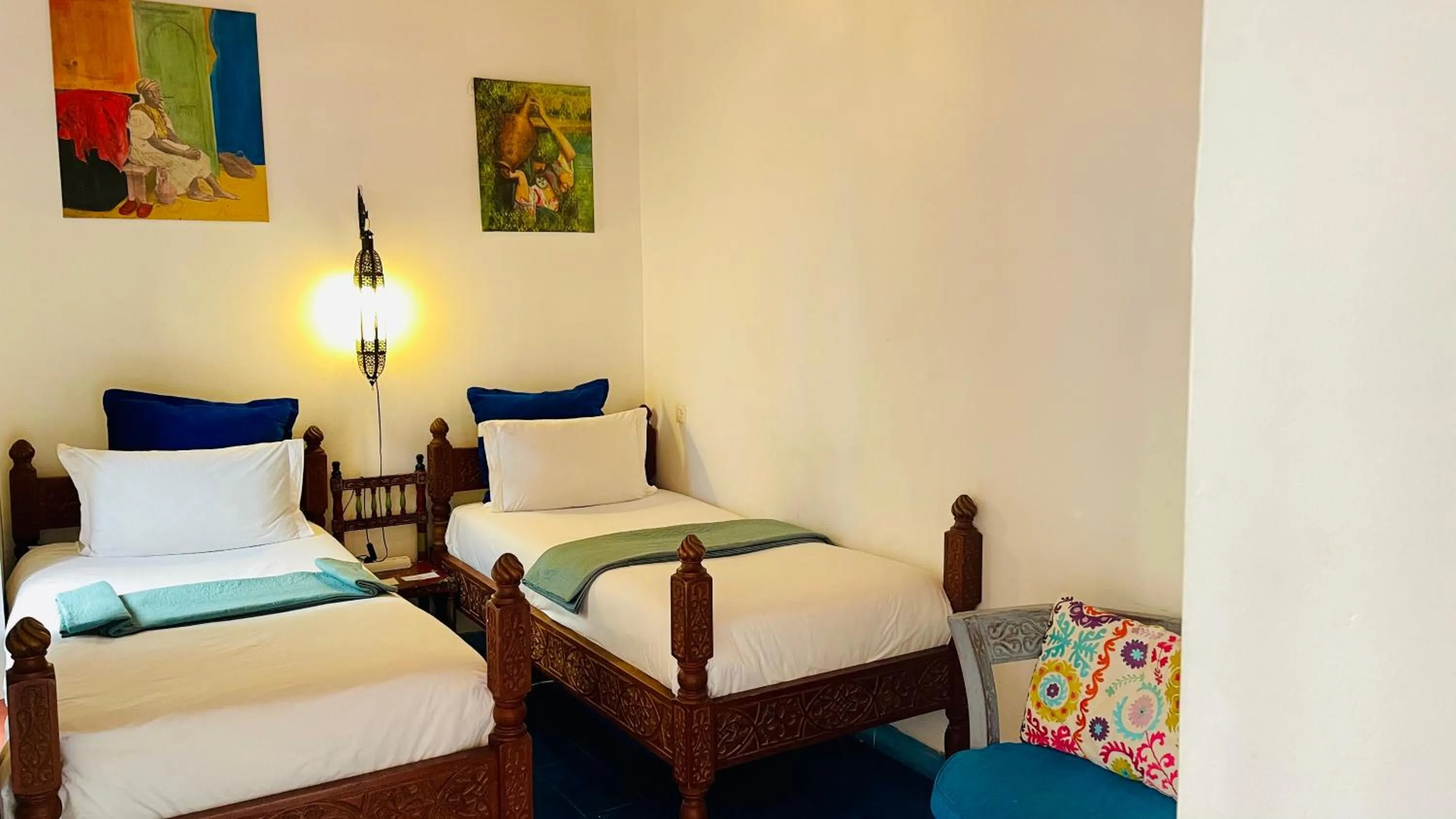 Bed in Riad Zarka By La Siredrah